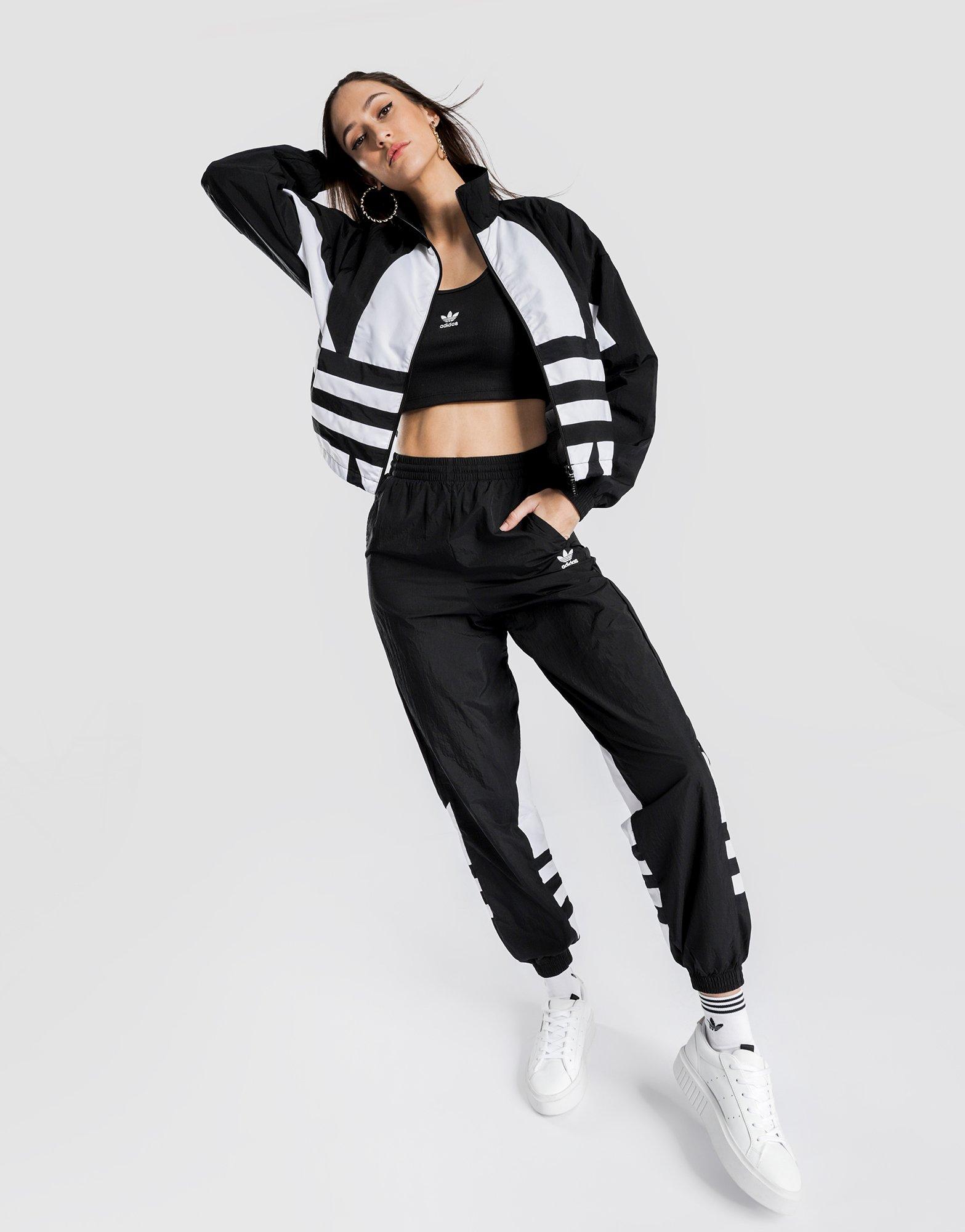 adidas trackie