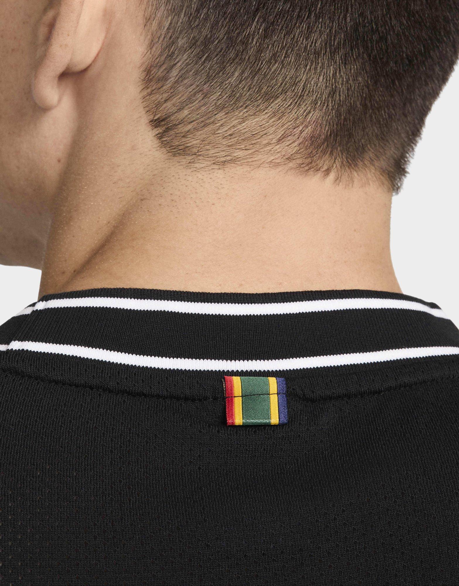 Nike MEN'S SHORT-SLEEVE