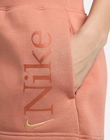 Nike กางเกงขาสั้นผู้หญิง Sportswear Phoenix Fleece Loose High-Waisted 2" Logo
