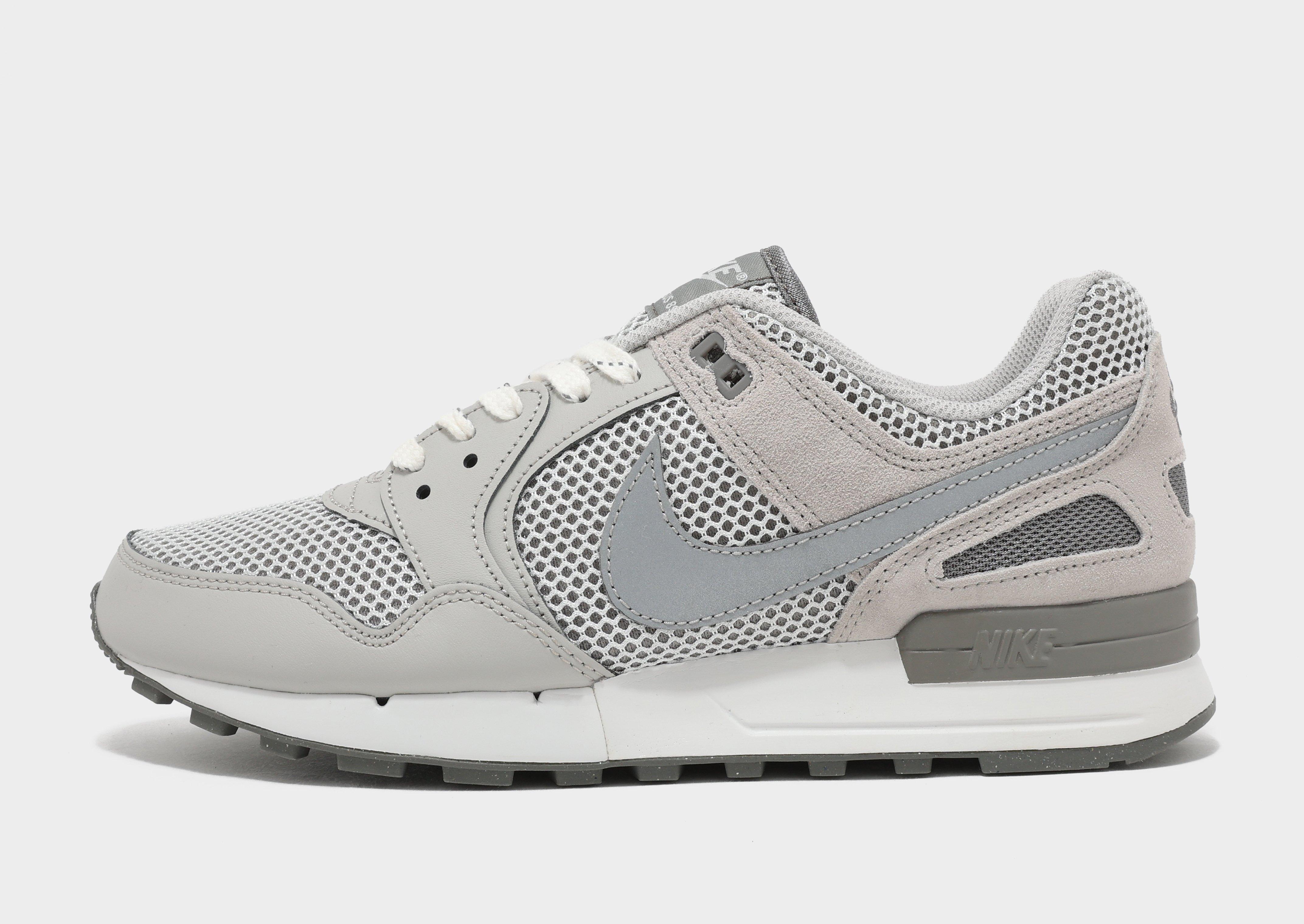 Air pegasus wolf outlet grey