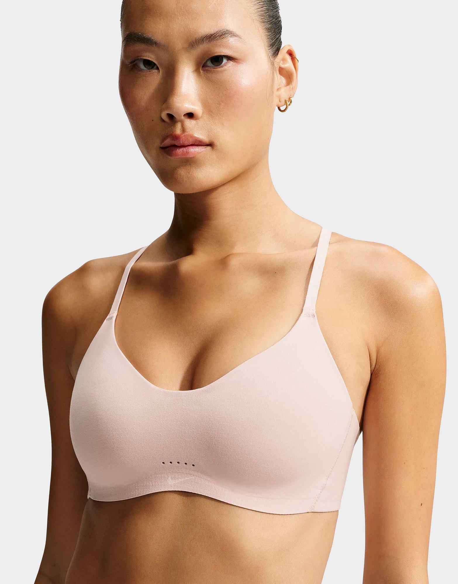 Nike WOMEN'S LIGHT-SUPPORT