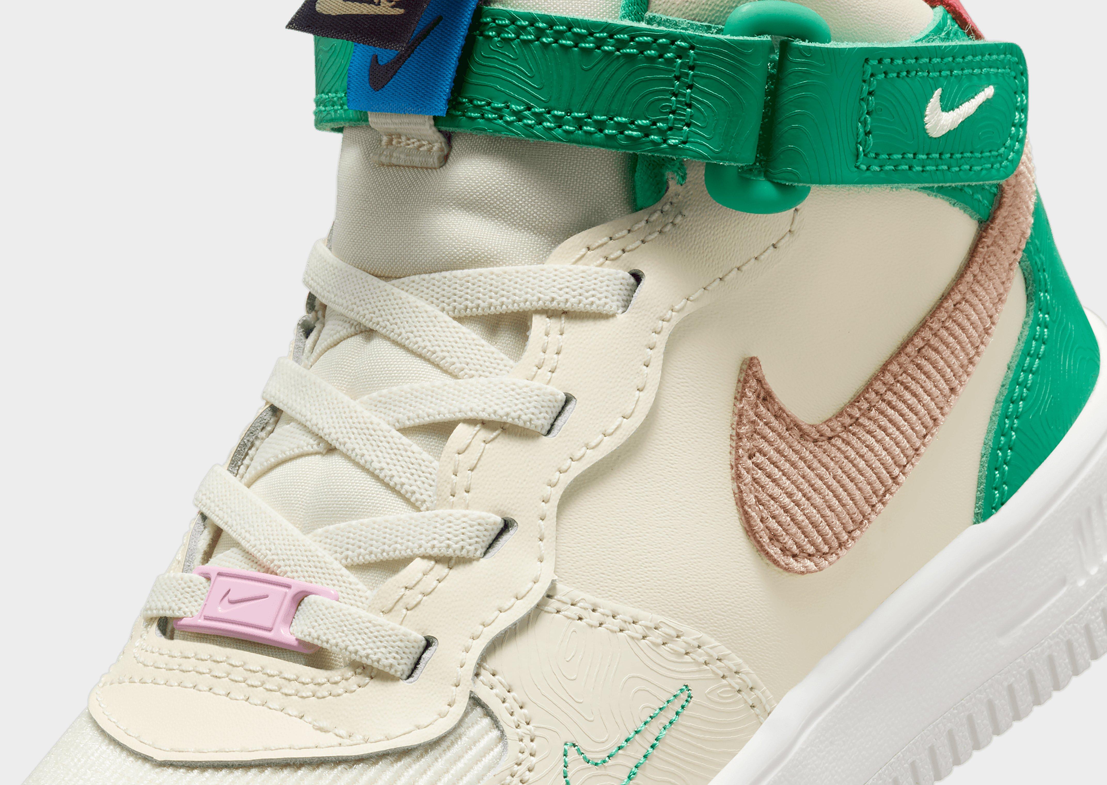 Nike NIKE FORCE 1 MID SE