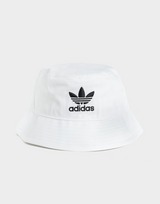 adidas Originals หมวก bucket Adicolor Trefoil
