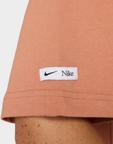 Nike เสื้อยืดผู้หญิง Sportswear Classic