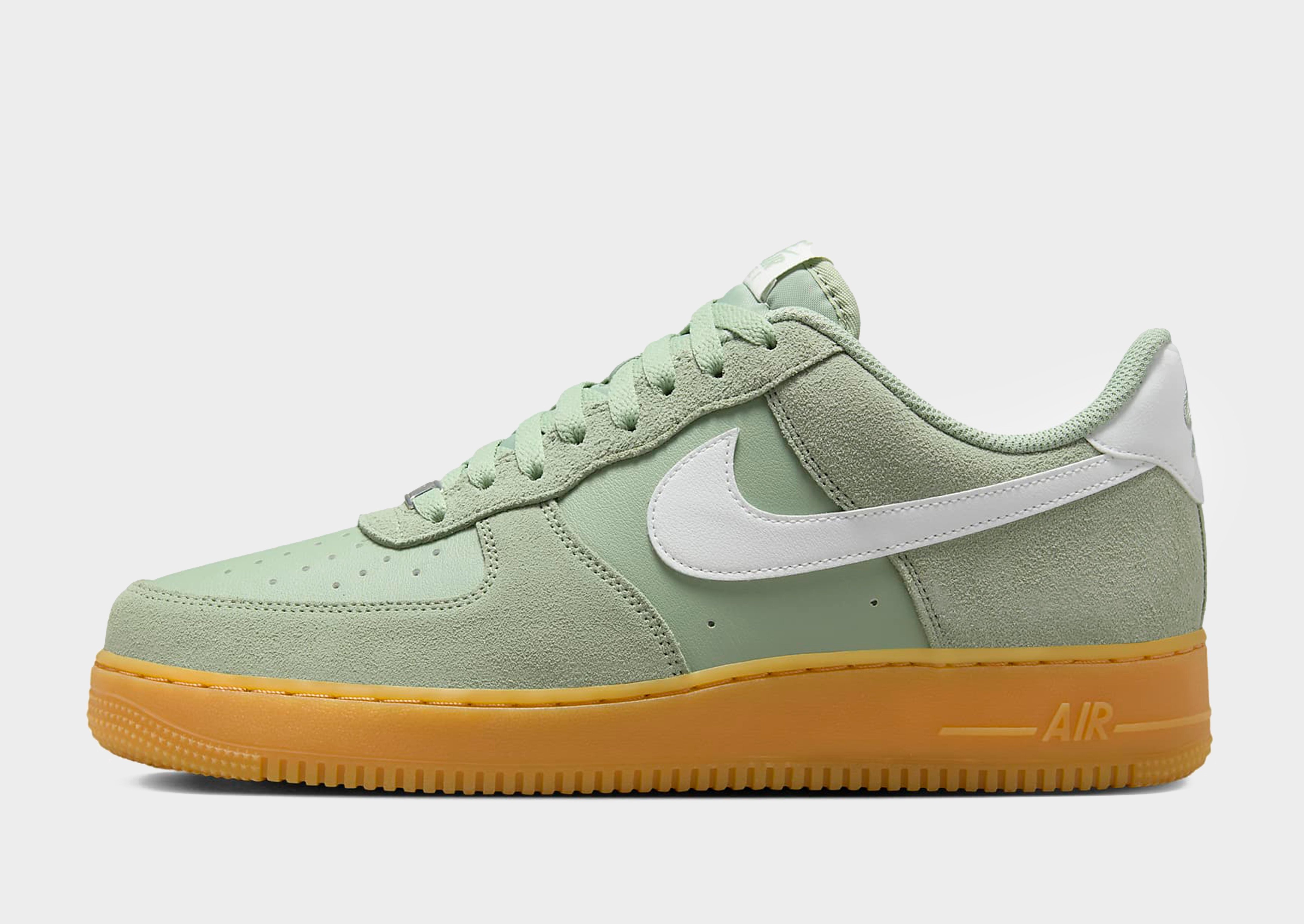 Nike Air Force 1 07 LV8 Men s Shoes Size 13 Green