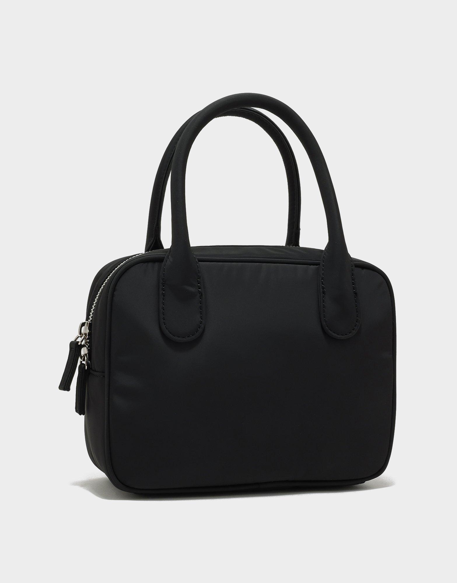 ■FILA■ Square Tote BagFS3BCH2310FBLK 1100FS3BCH2310FBLK F685145-002FW20(1).jpg?sw=524&
