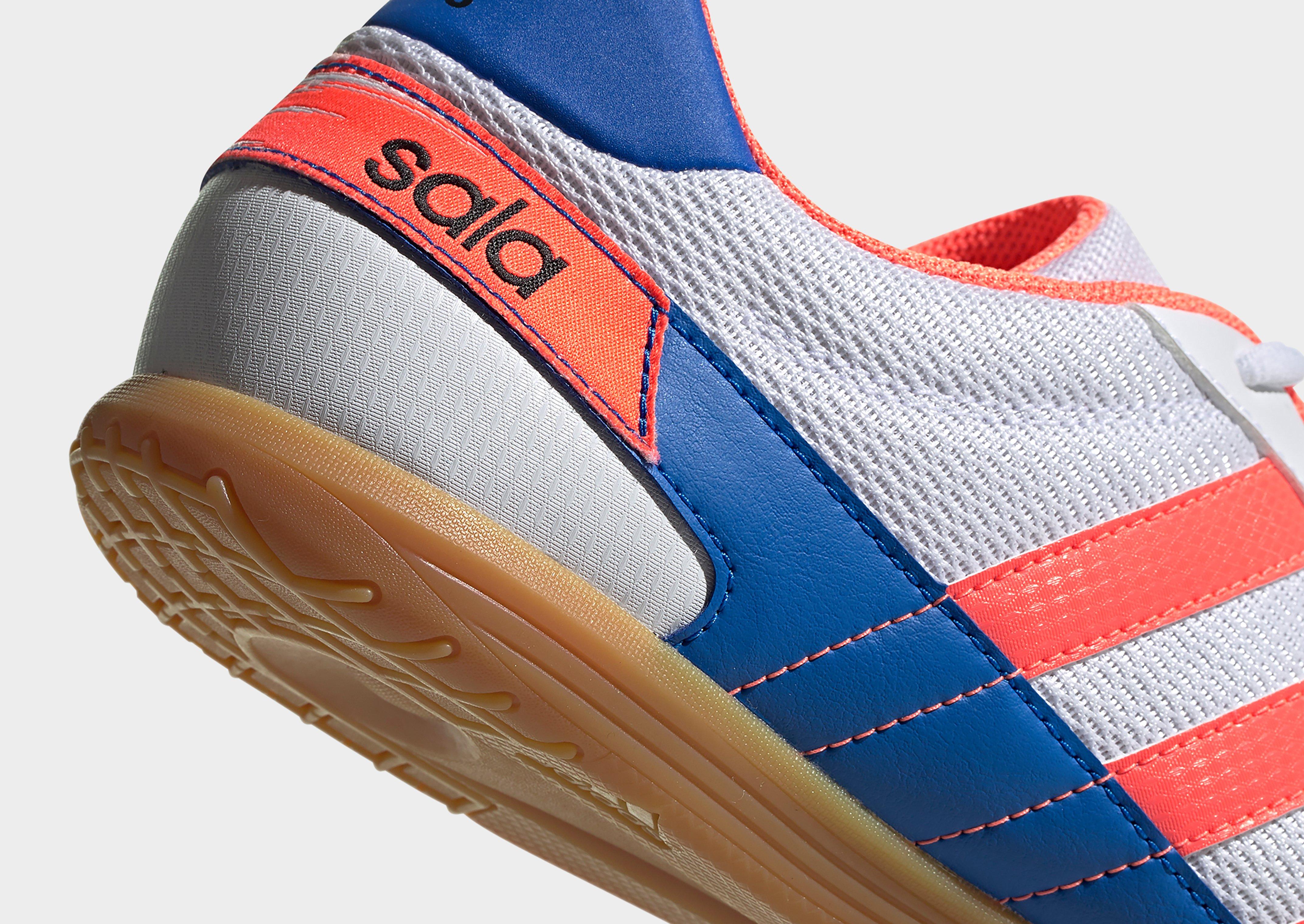 jd sports futsal shoes