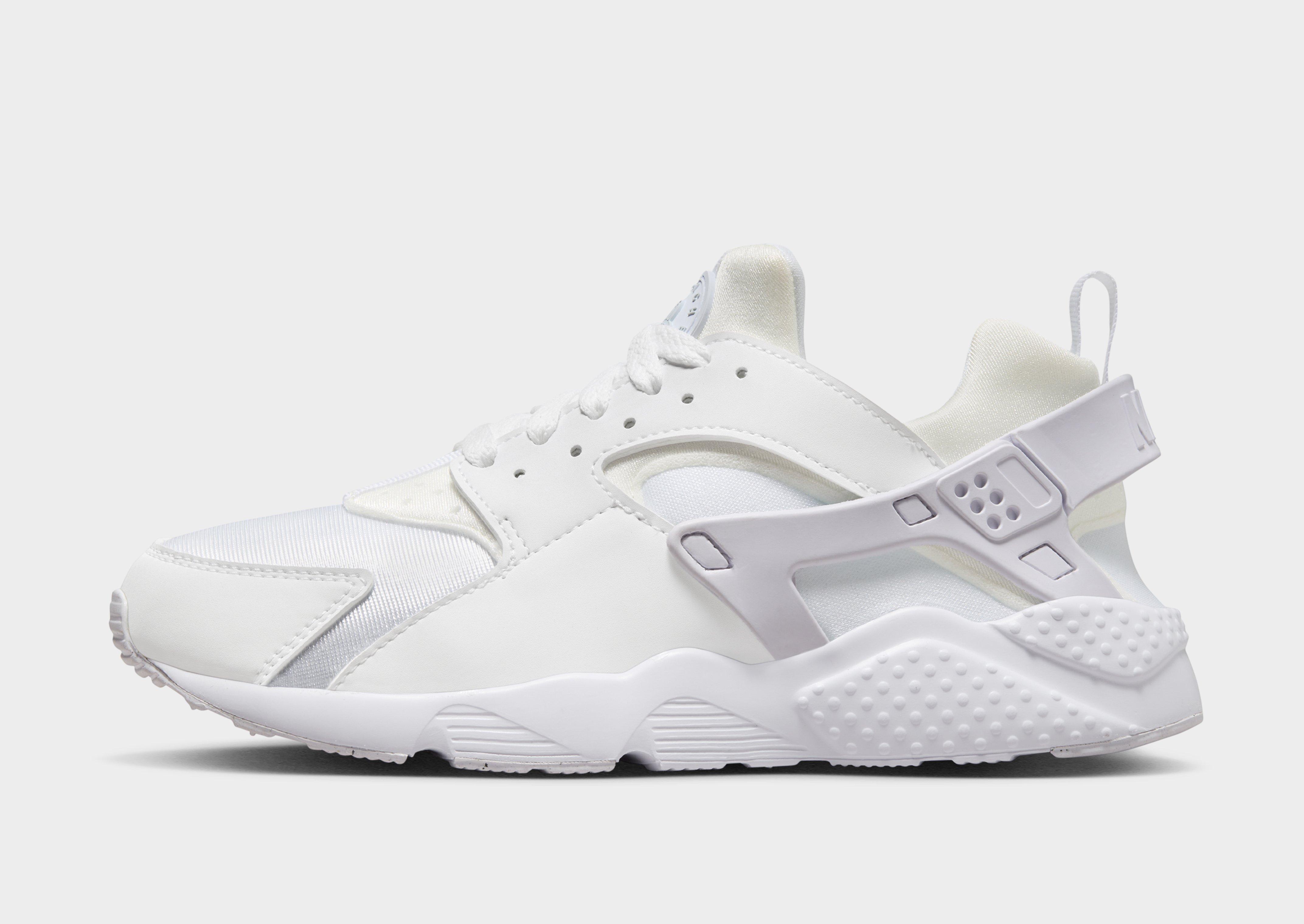 White on sale huarache run