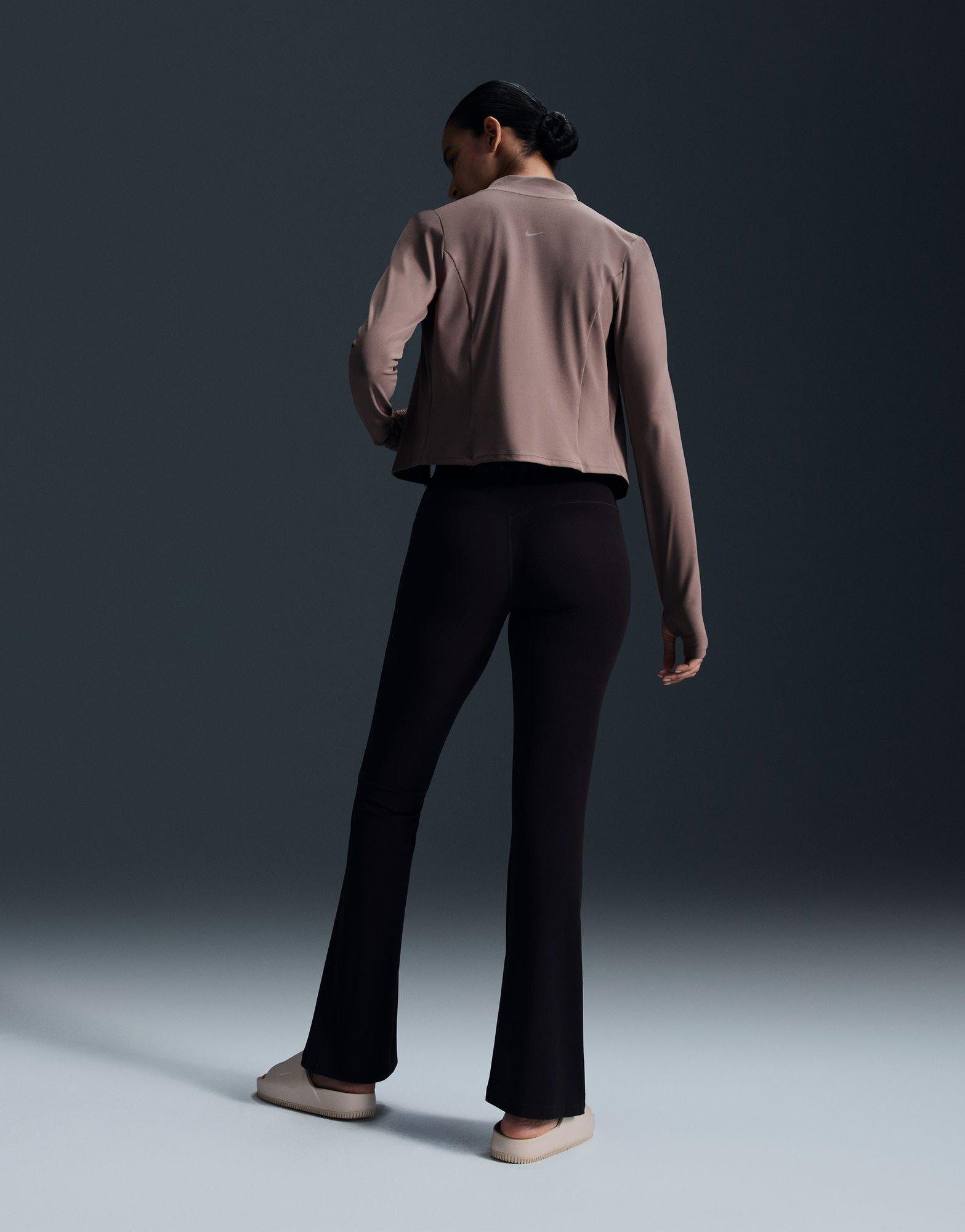 Nike Training Zenvy Flared Leggings