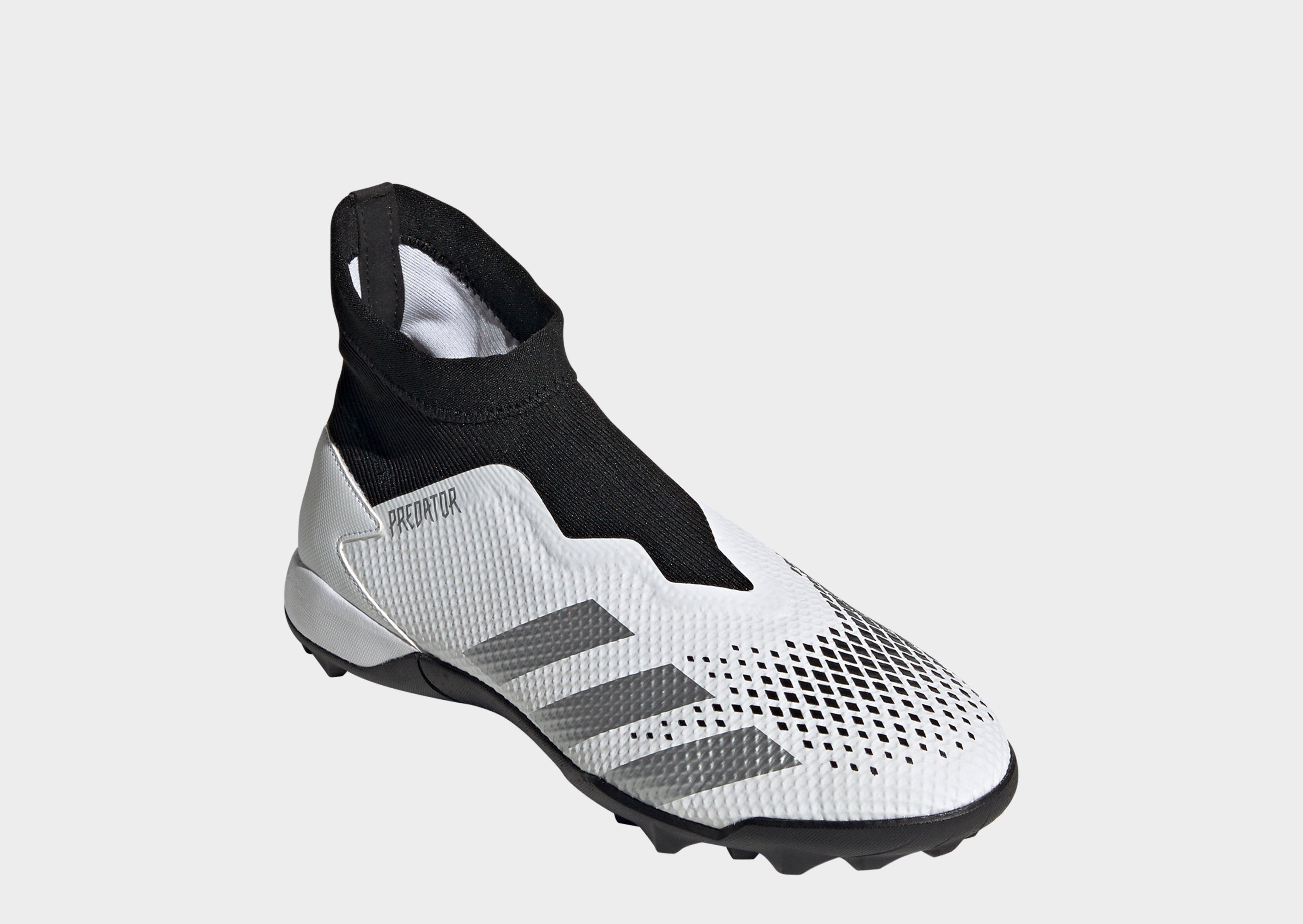 predator mutator 20.3 turf boots
