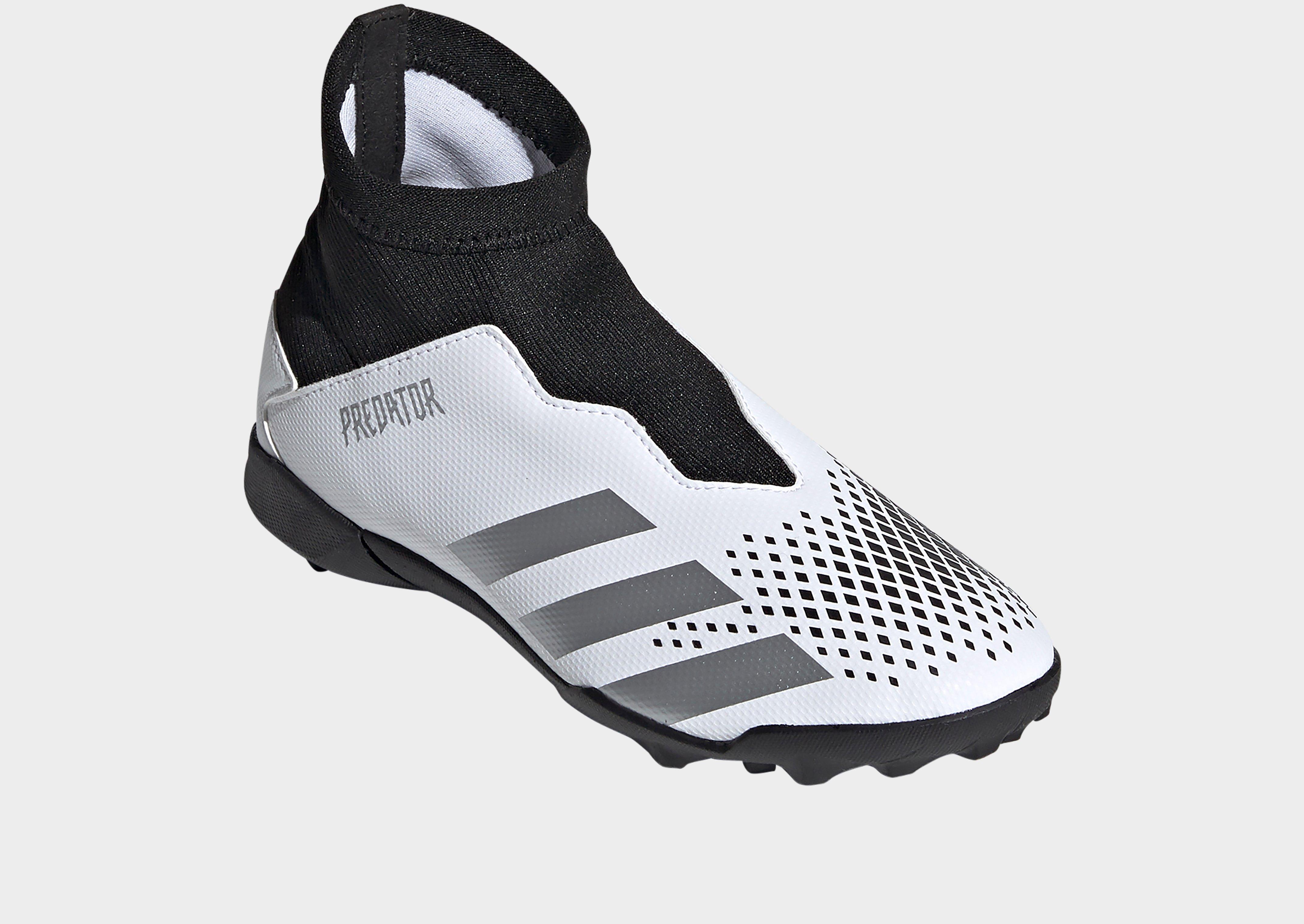 predator mutator 20.3 turf boots