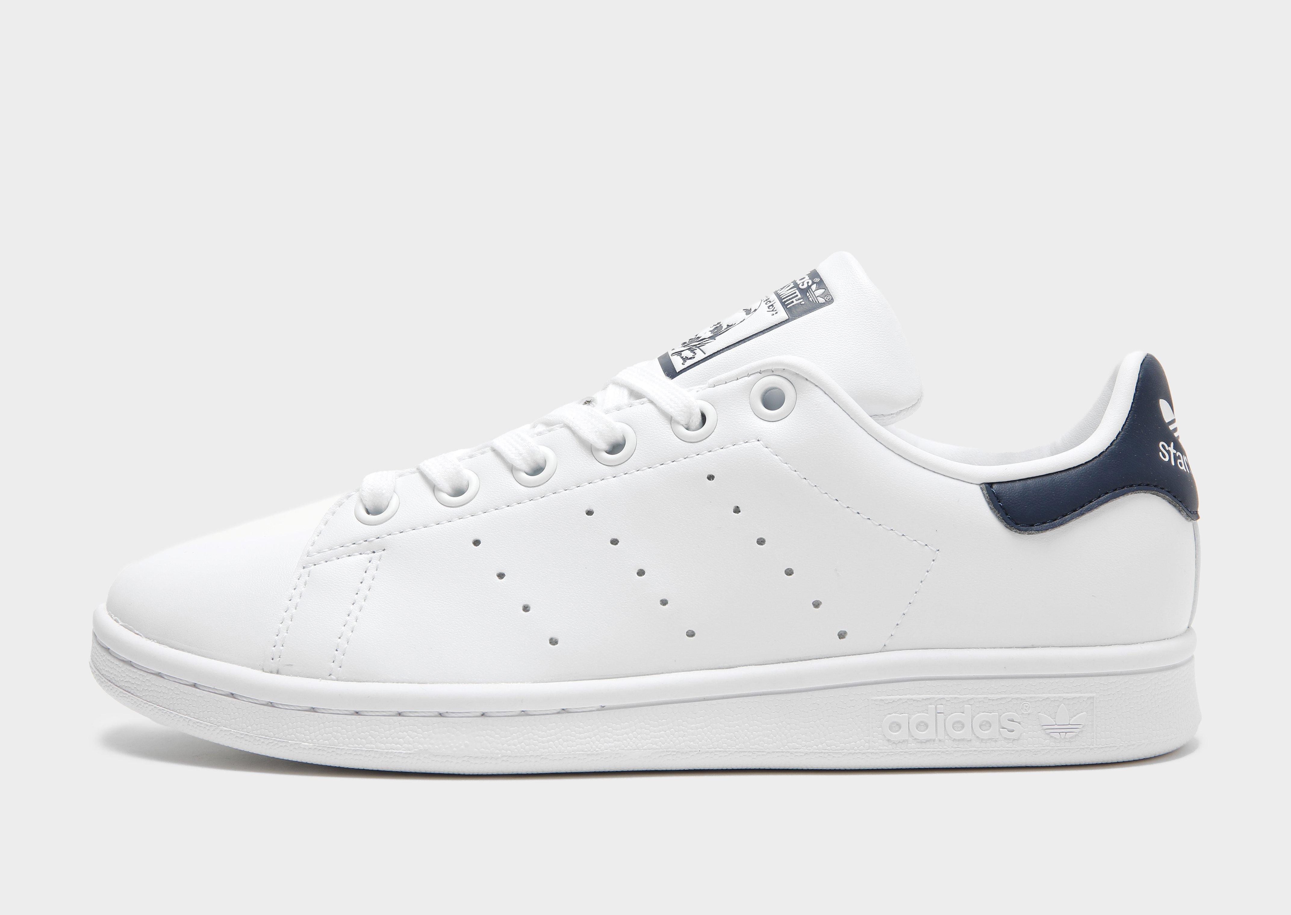 White low top on sale adidas