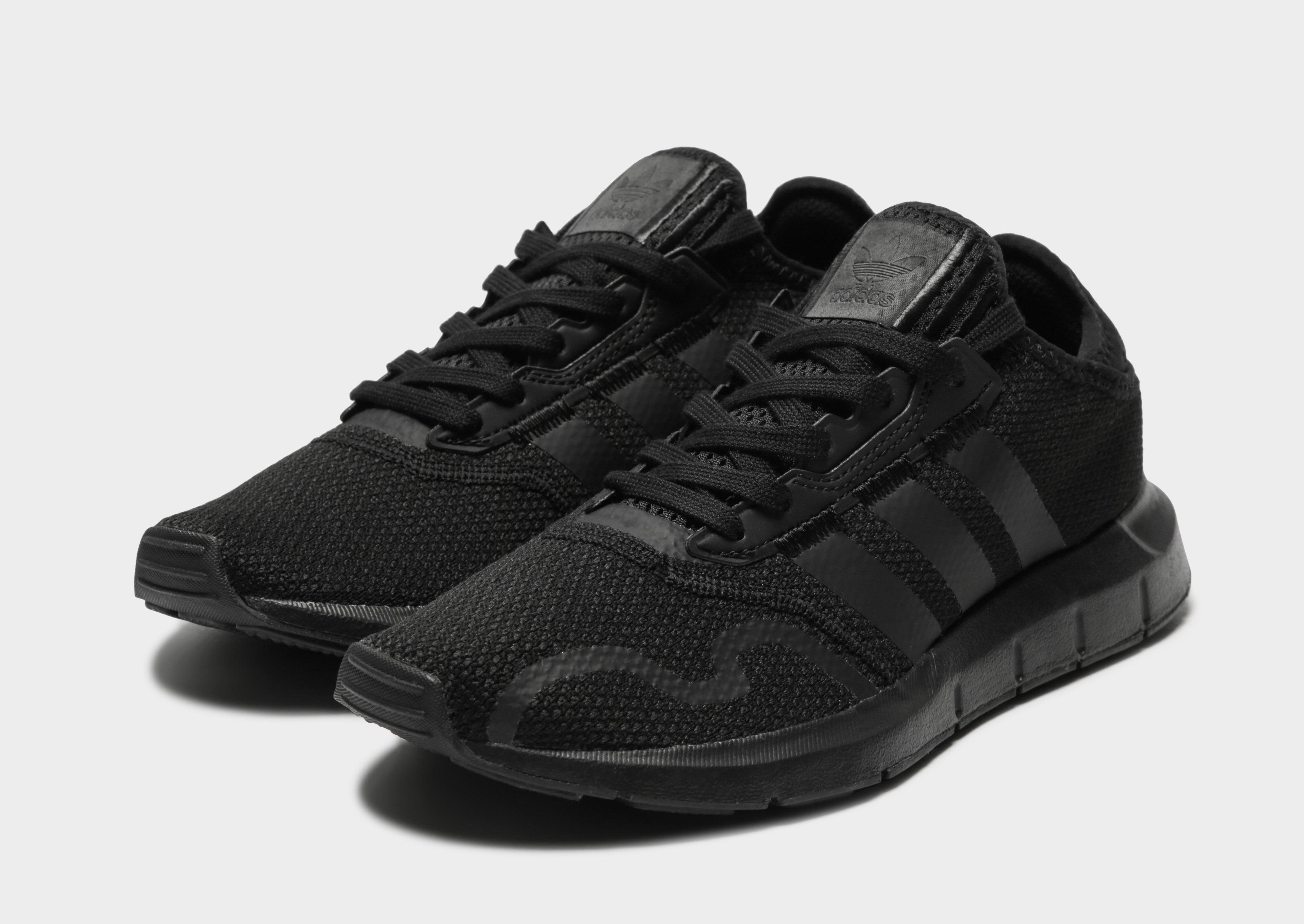 womens all black adidas swift run