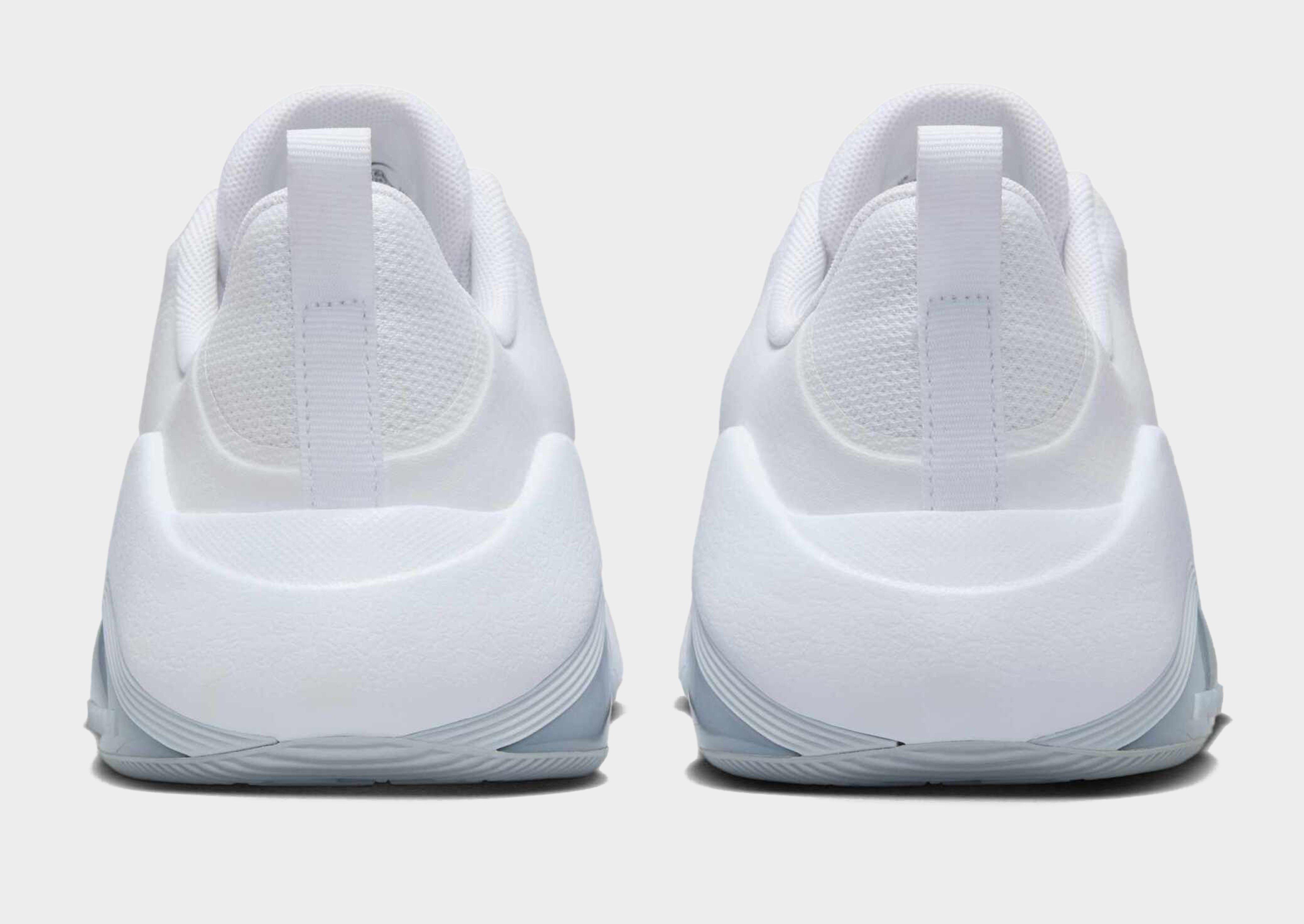 Nike WOMEN'S WORKOUT SHOES