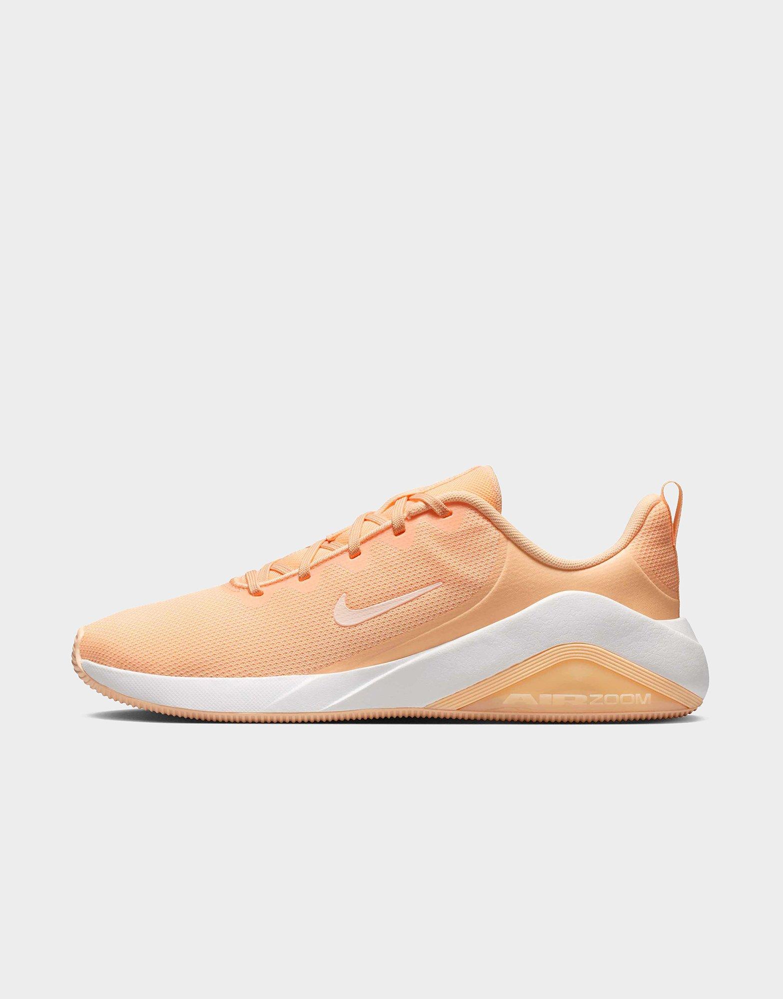 Nike WOMEN'S WORKOUT SHOES
