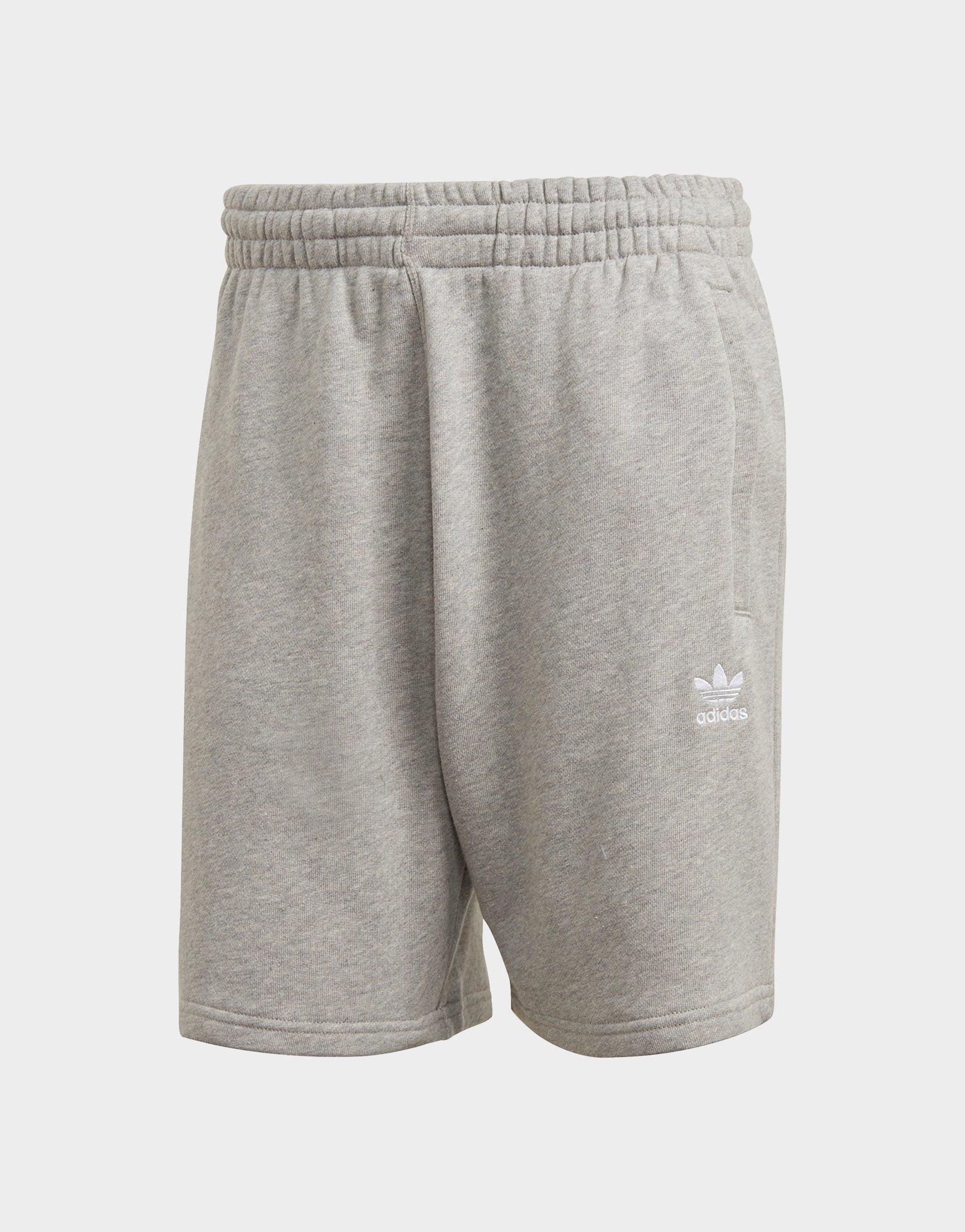 trefoil essentials shorts