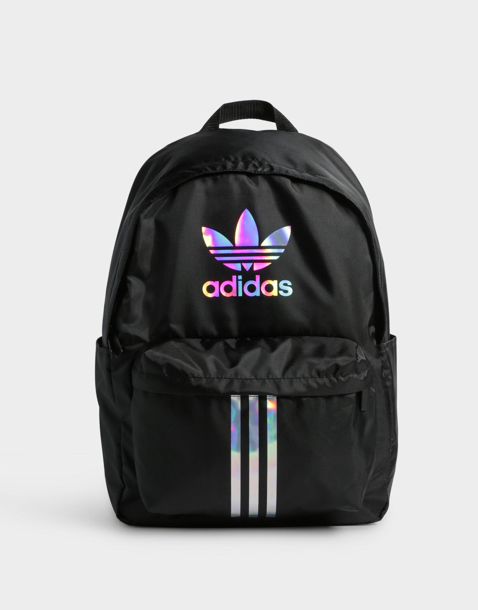 adidas adicolor classic