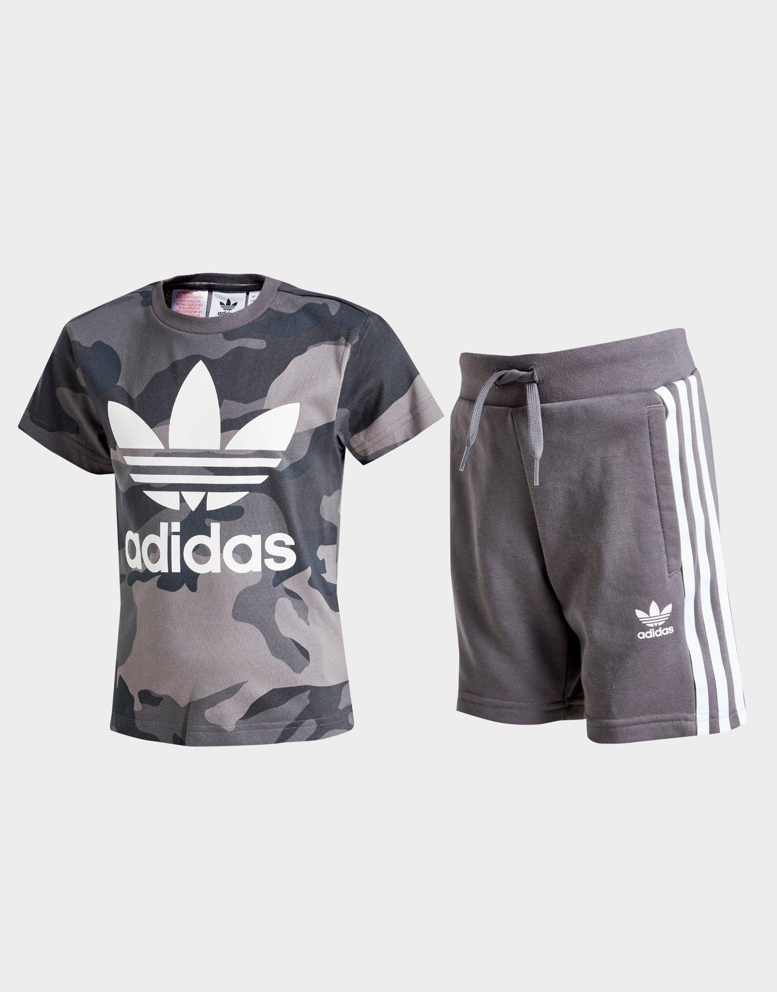 adidas t shirt and shorts set