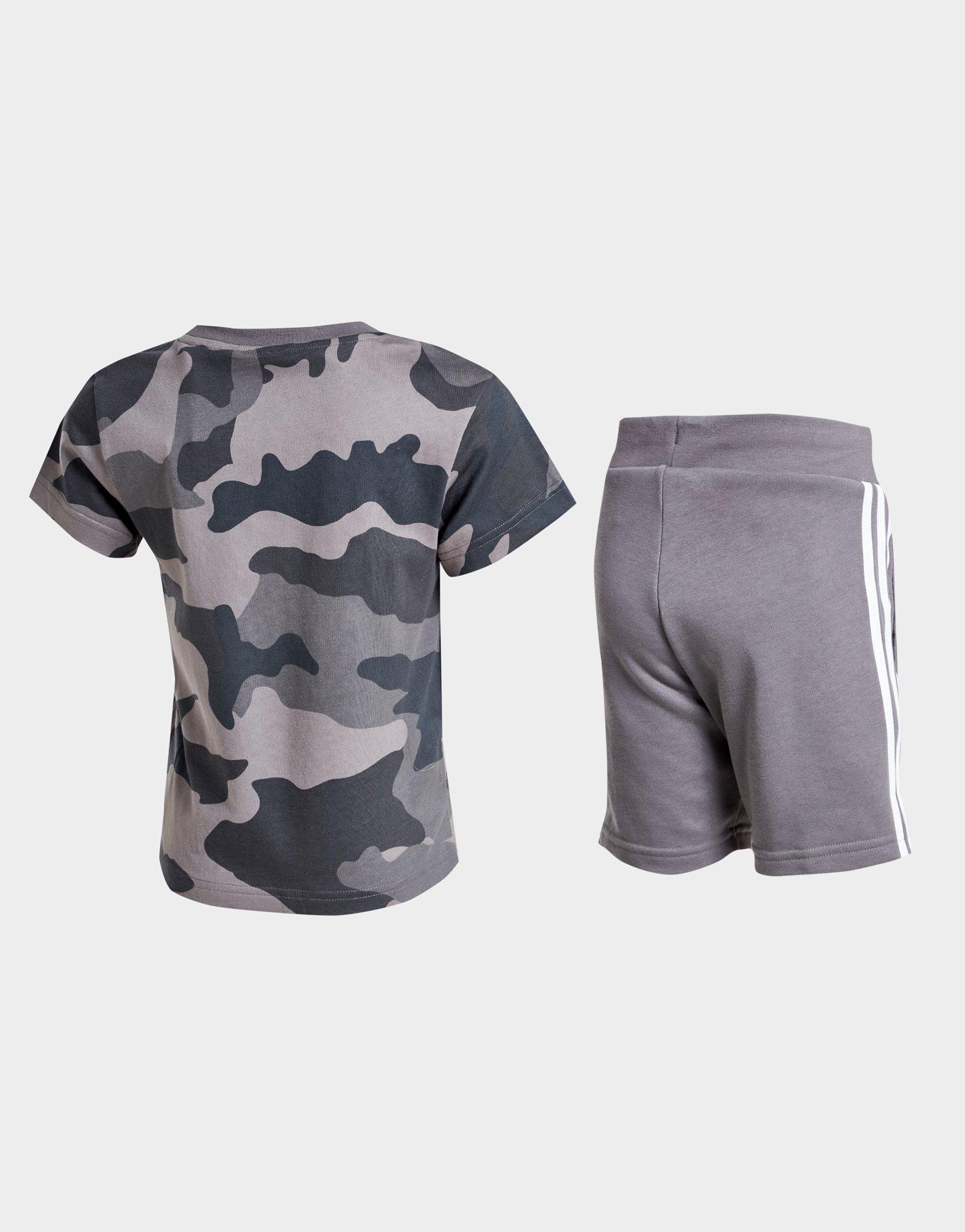 adidas t shirt shorts set