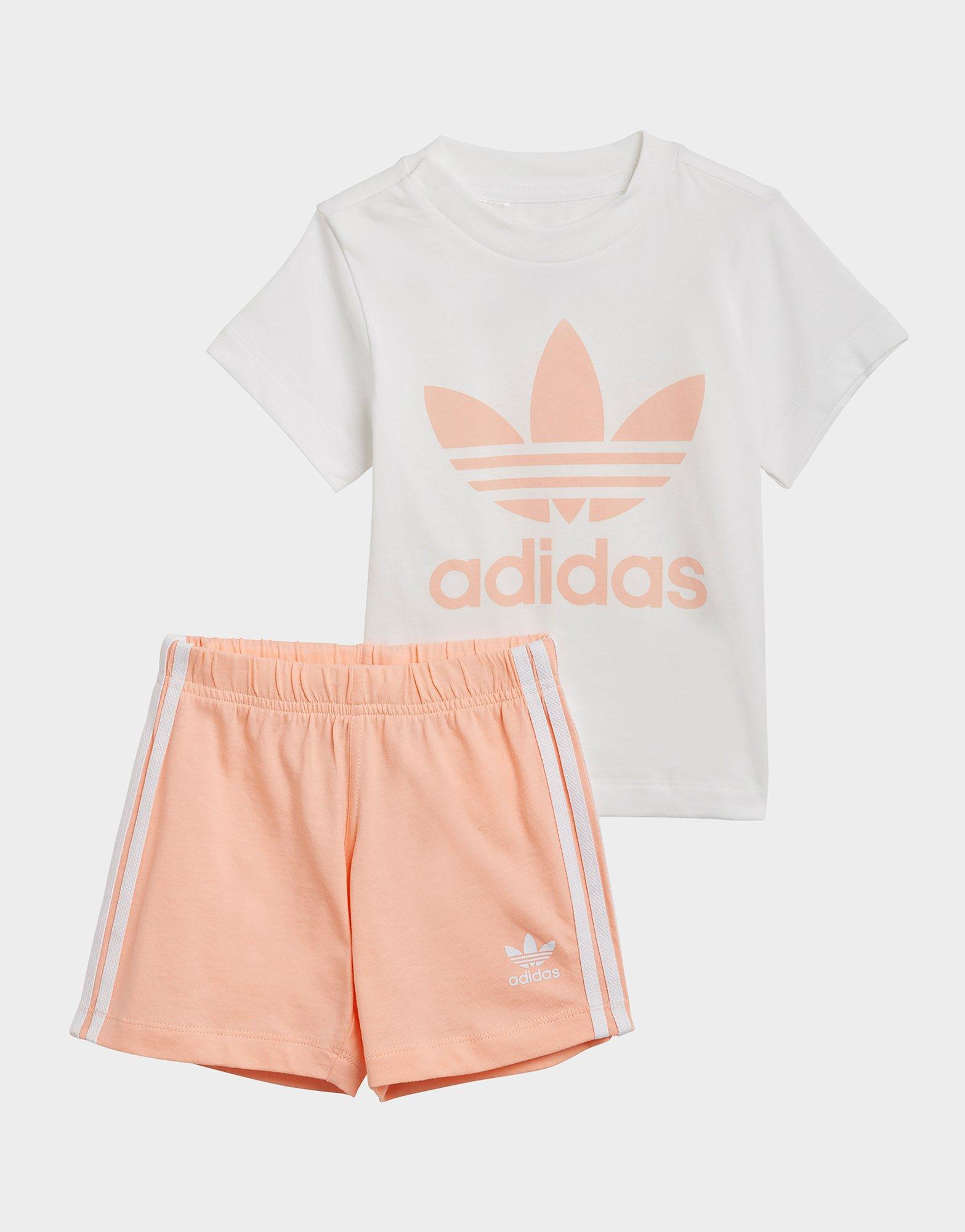 adidas t shirt shorts set