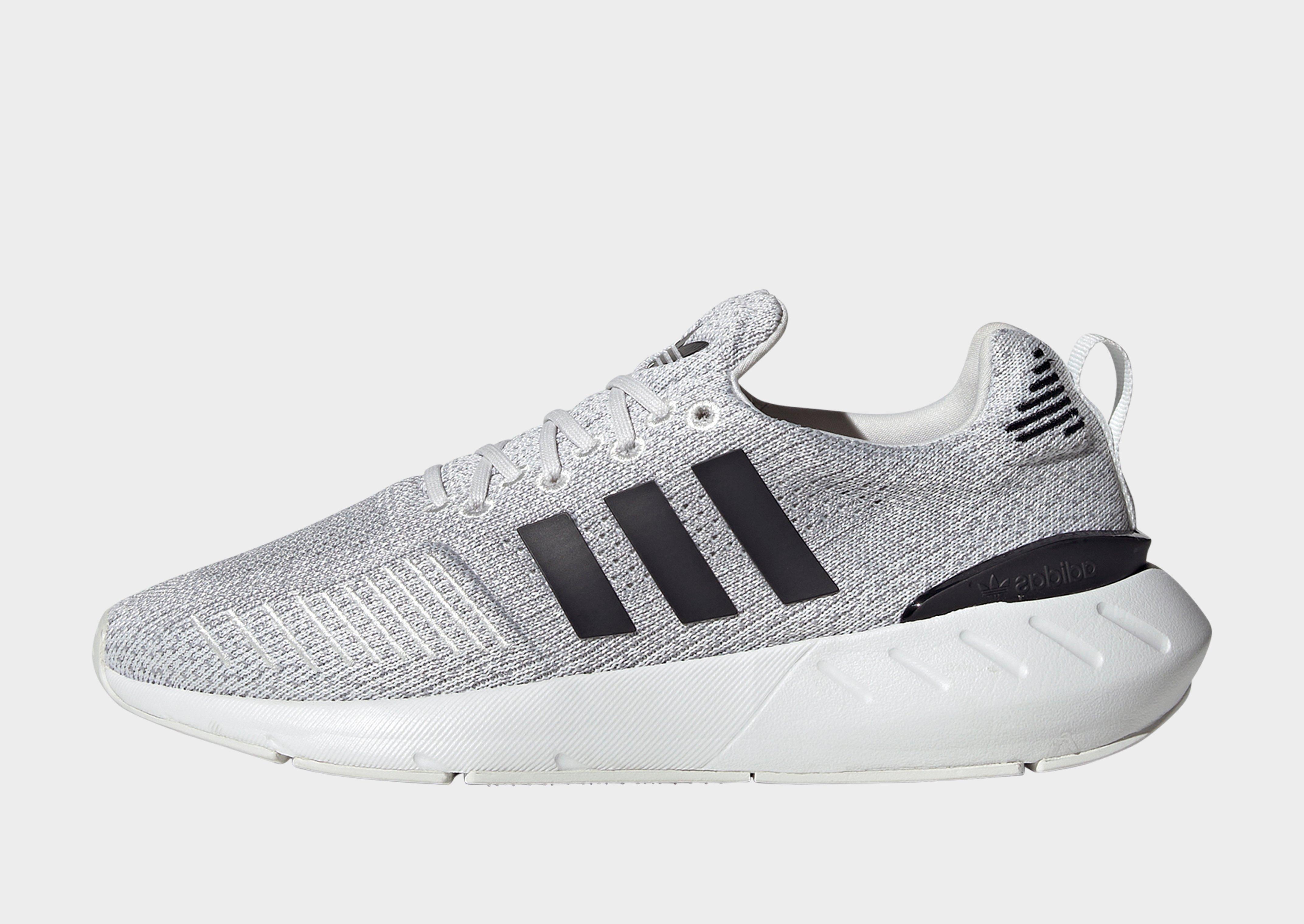 Adidas swift run schoenen online