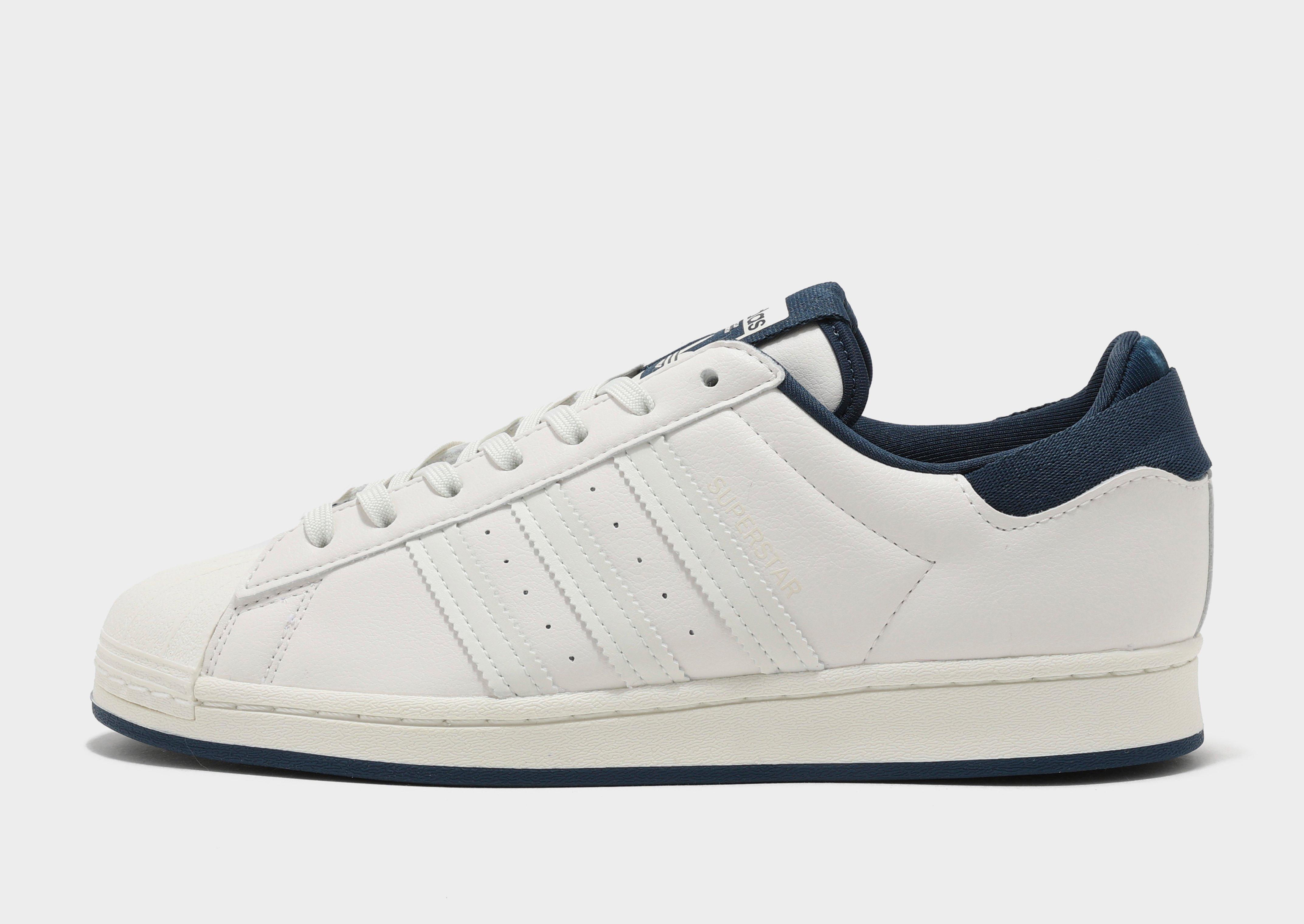 have a finger in the pie Guggenheim Museum Bering Strait adidas Originals Superstar | JD Sports Malaysia