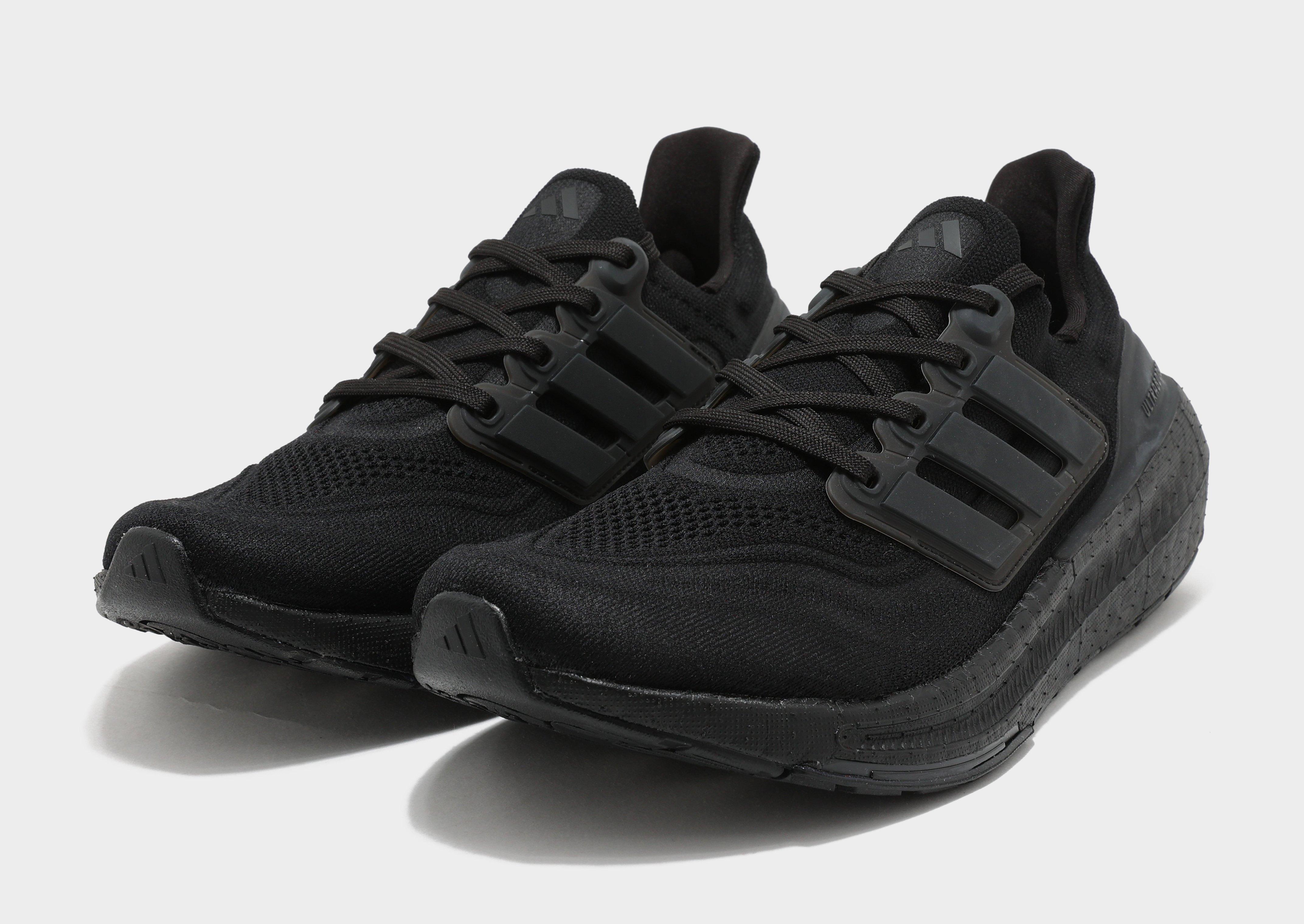 All black hot sale ultraboost