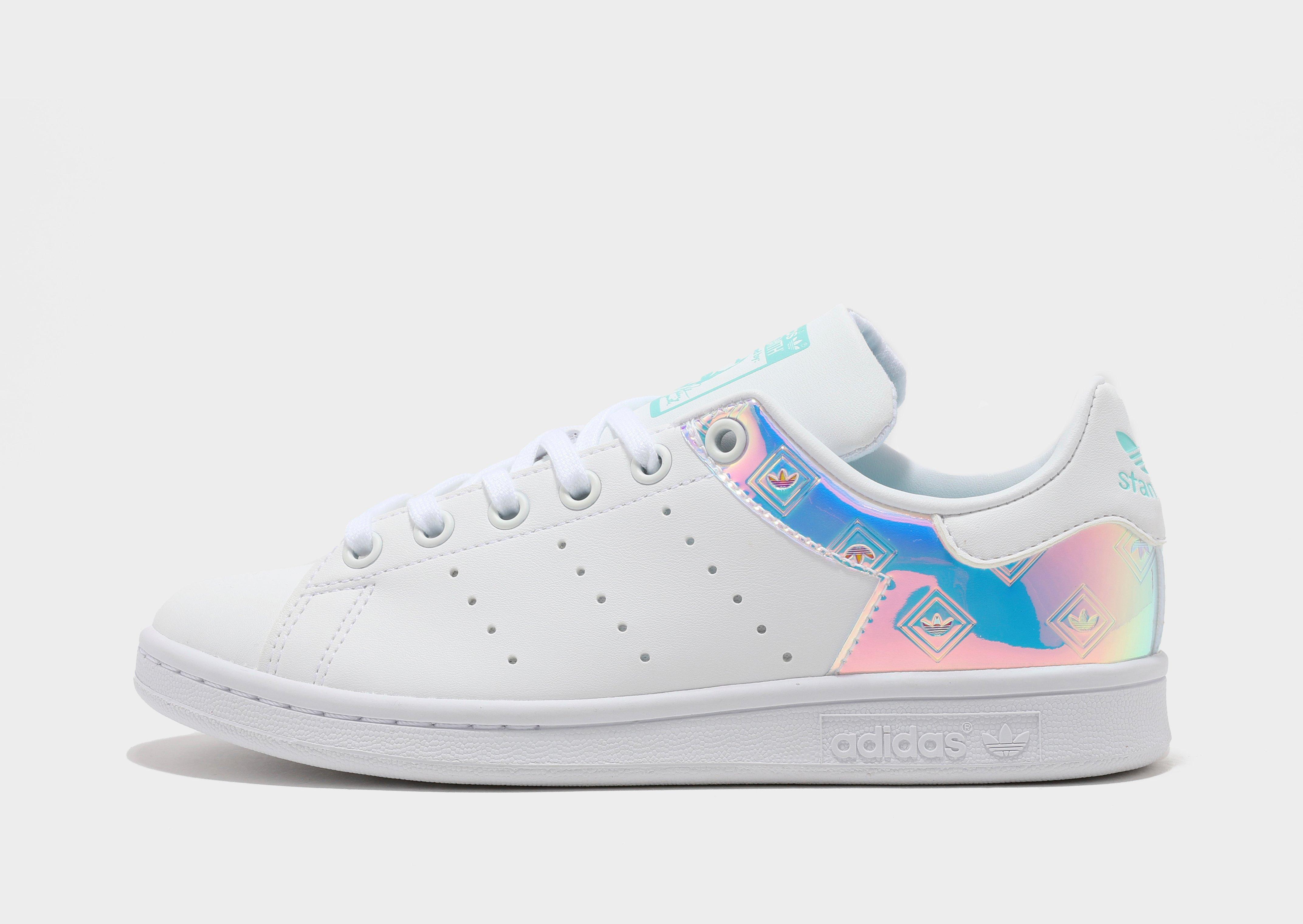 all white stan smith junior