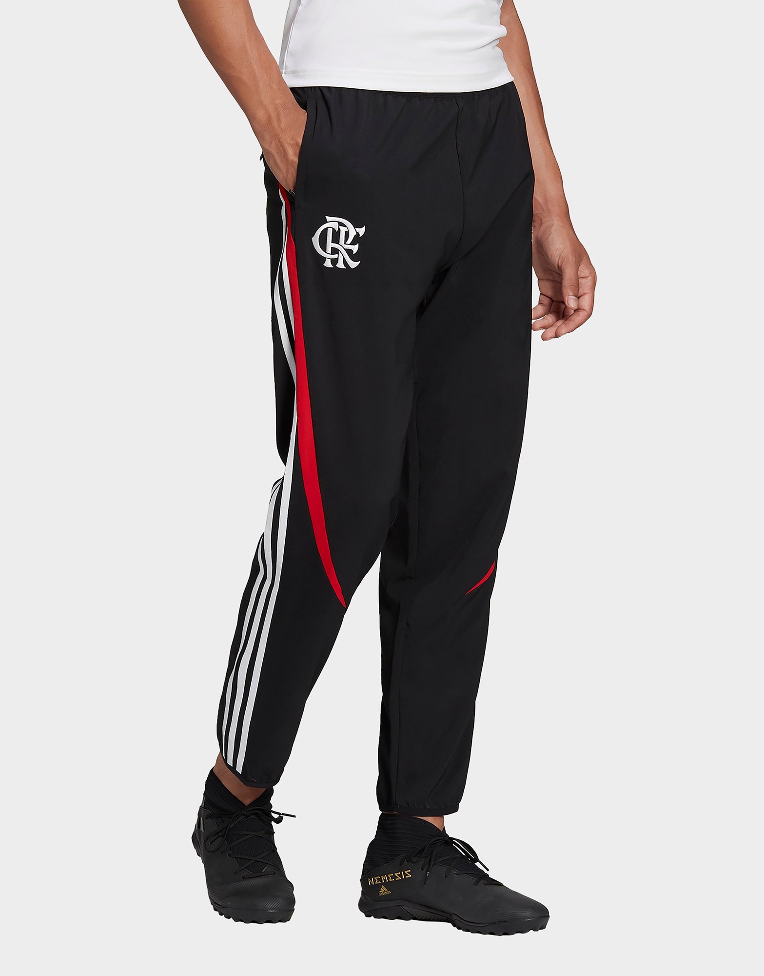 Jogging adidas best sale noir et rouge