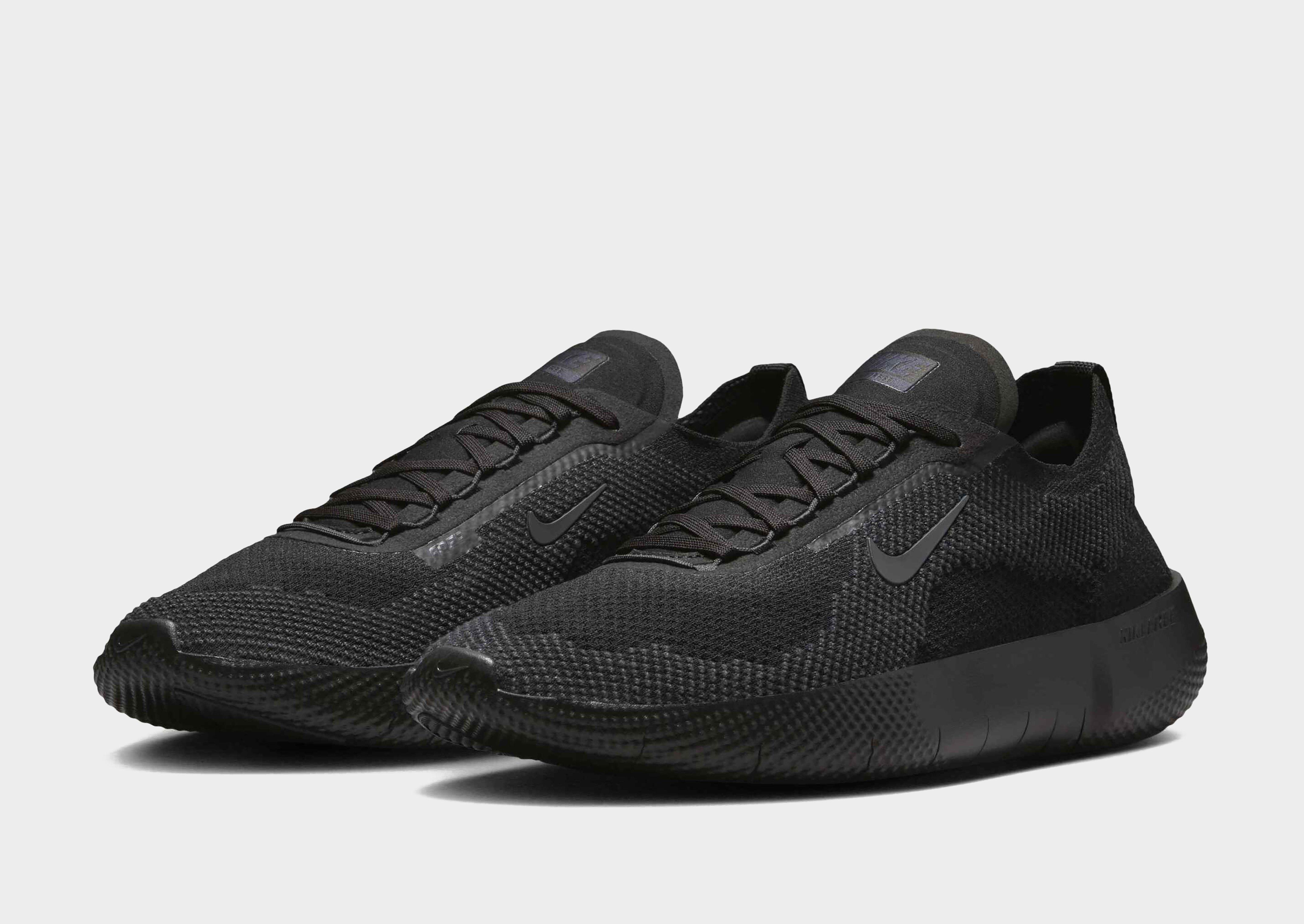 Nike MEN'S WORKOUT SHOES