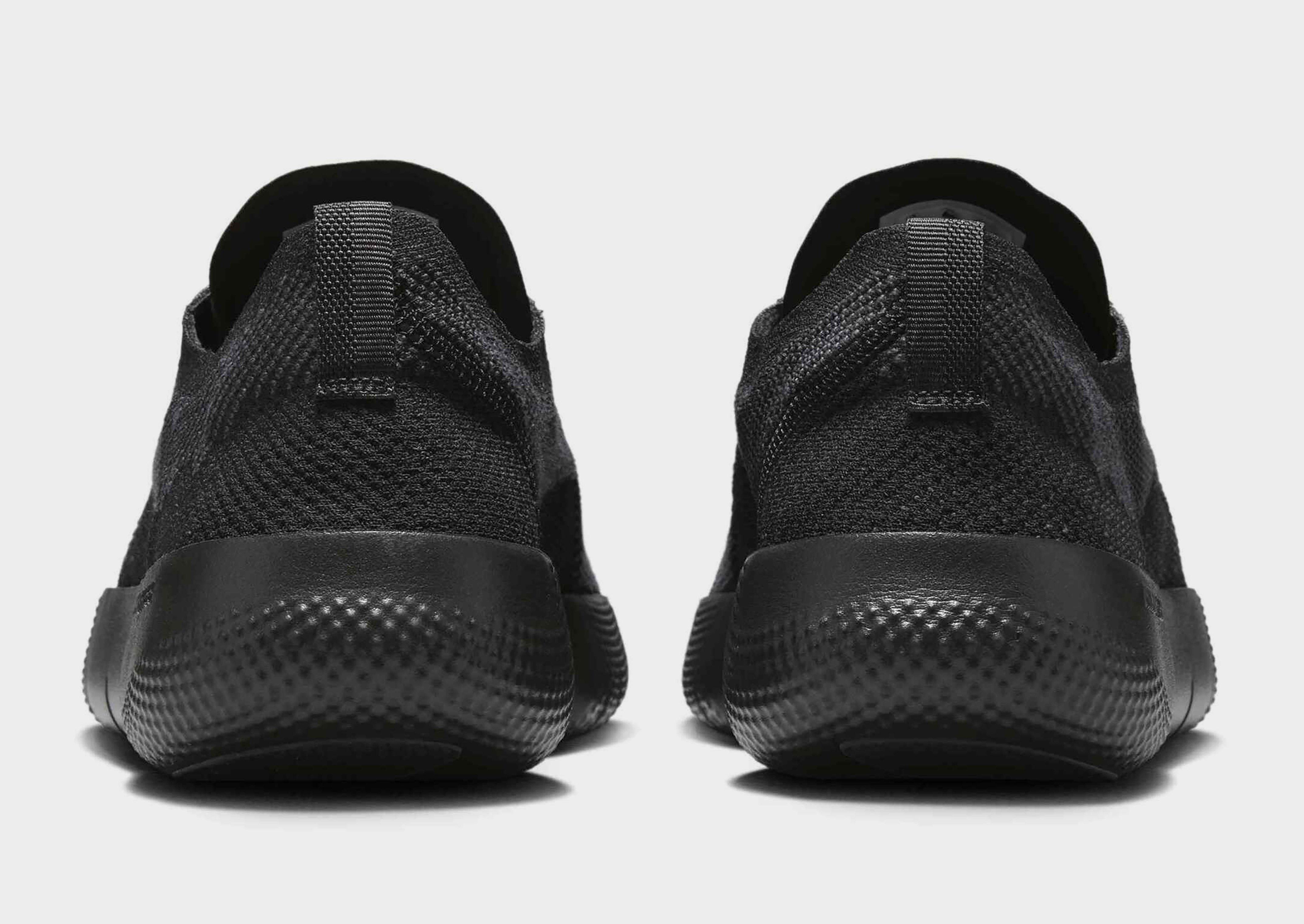Nike MEN'S WORKOUT SHOES