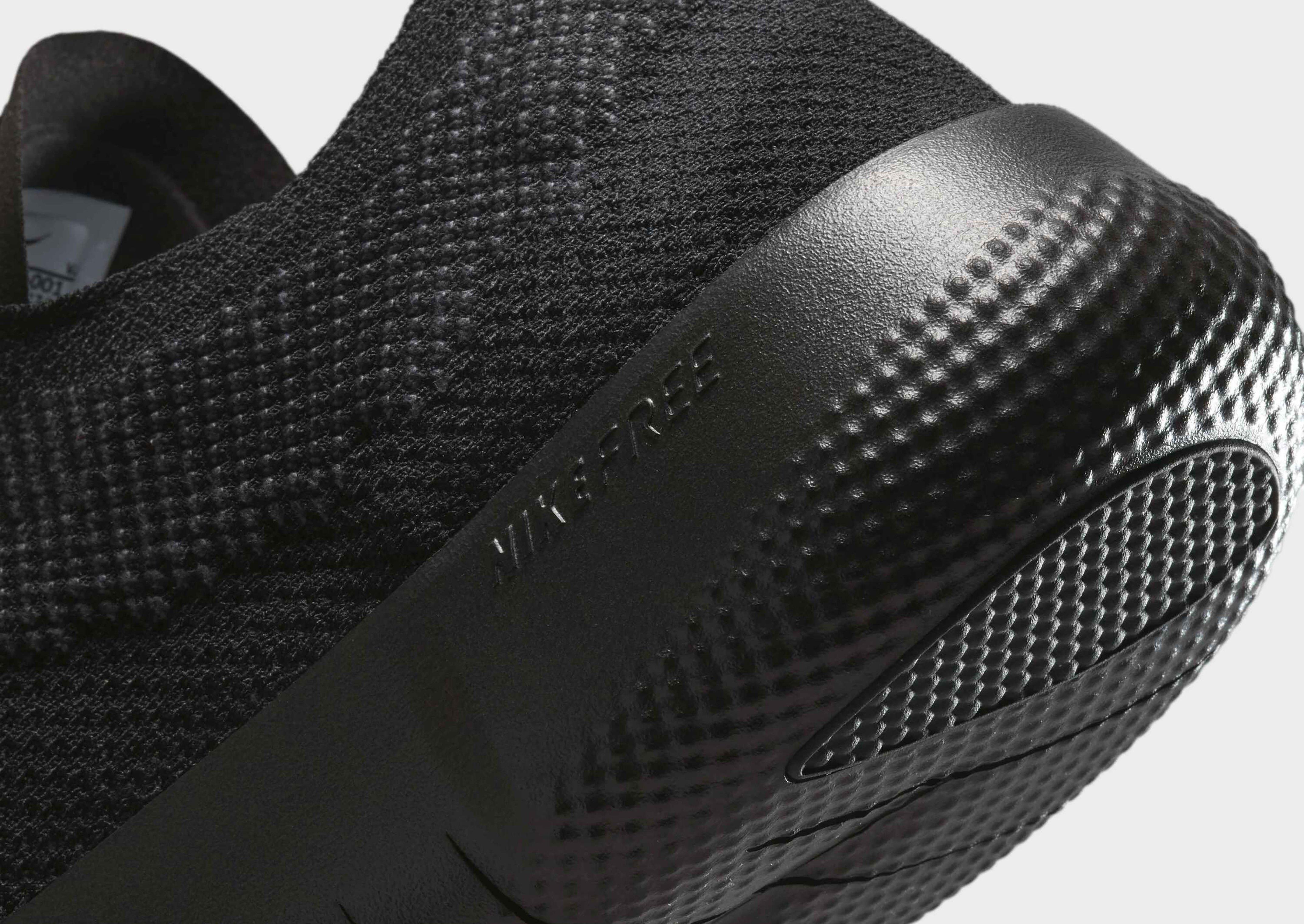 Nike MEN'S WORKOUT SHOES