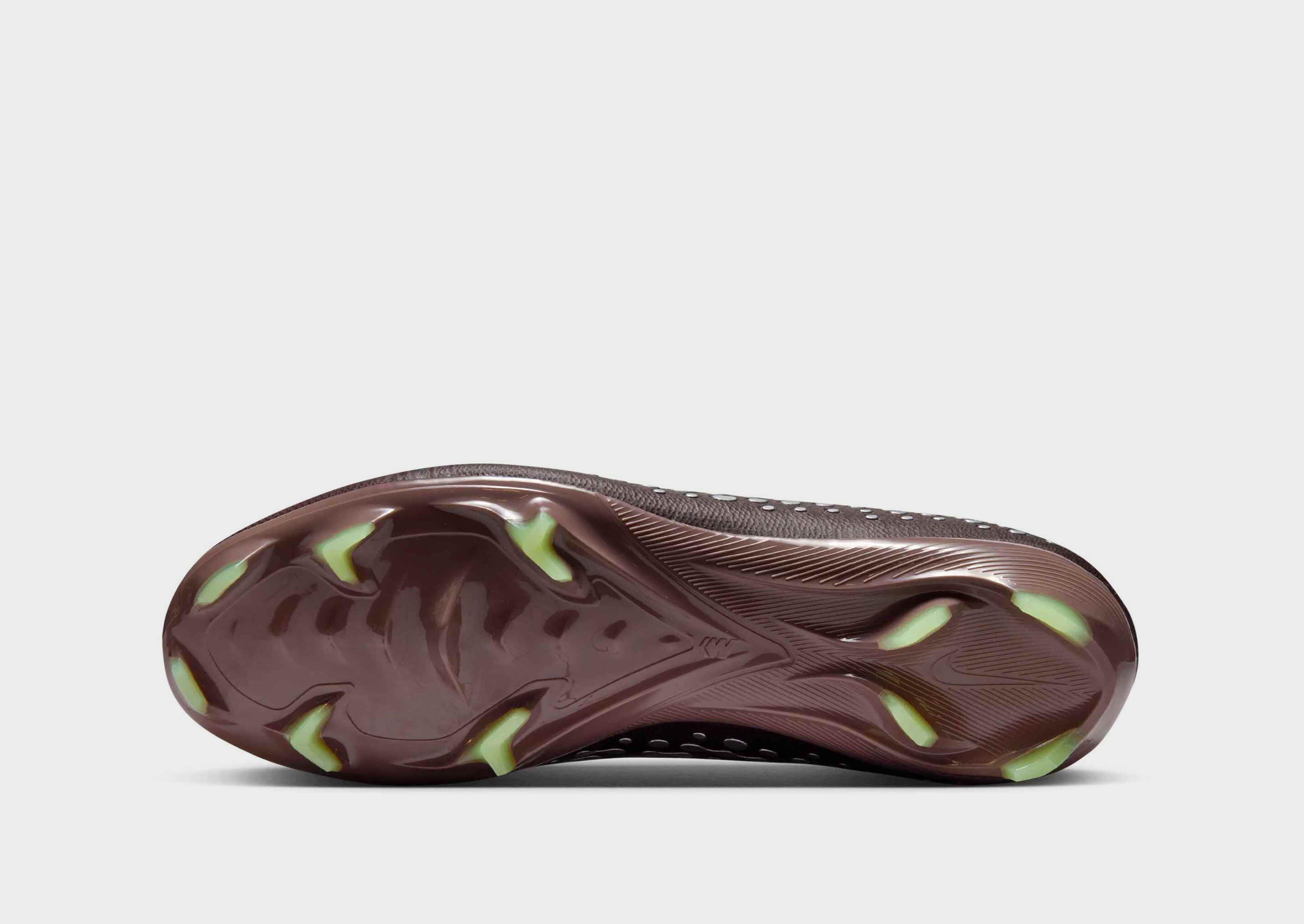 Nike OLDER KIDS' FIRM-GROUND