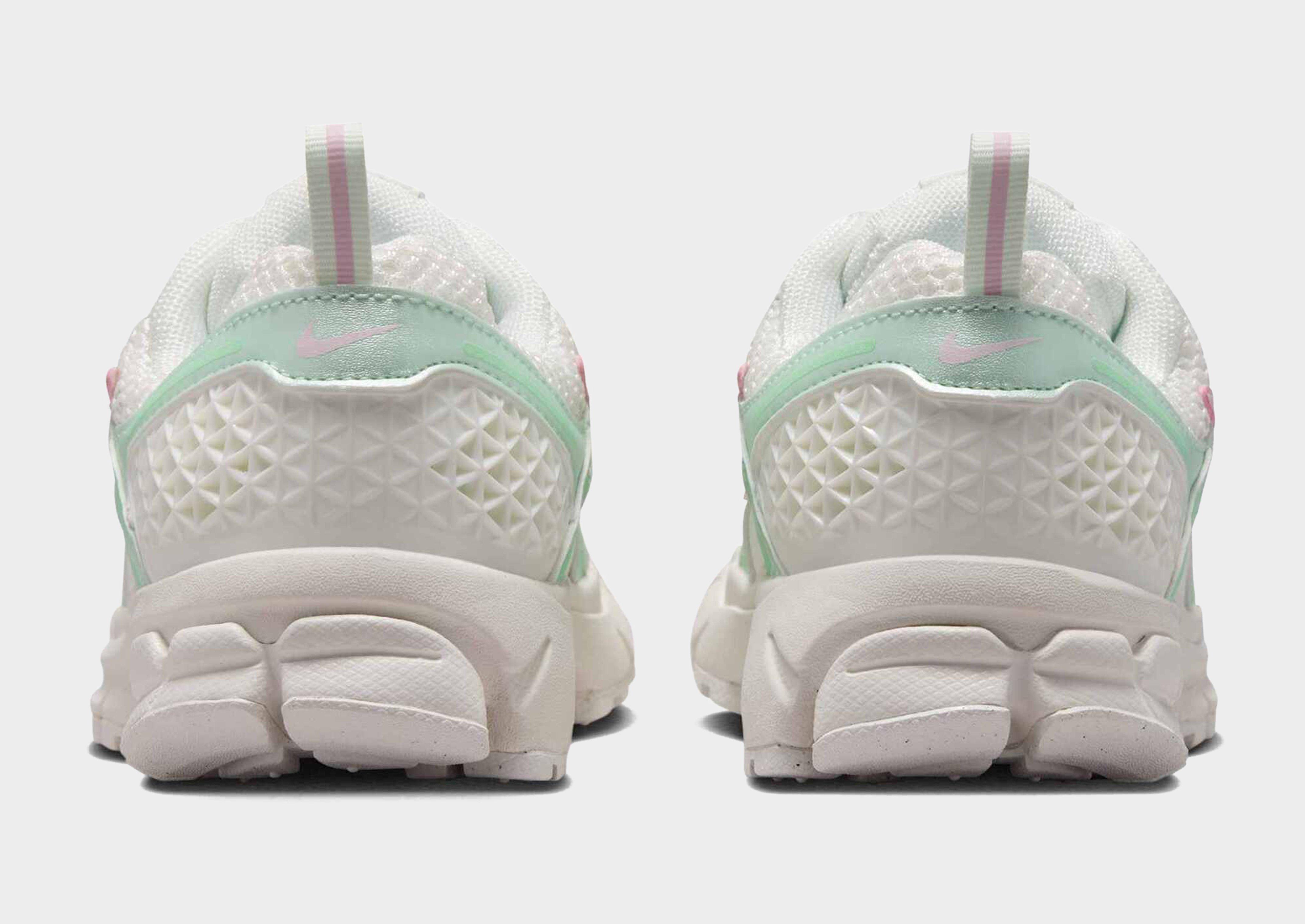 Nike ZOOM VOMERO 5 JUNIOR