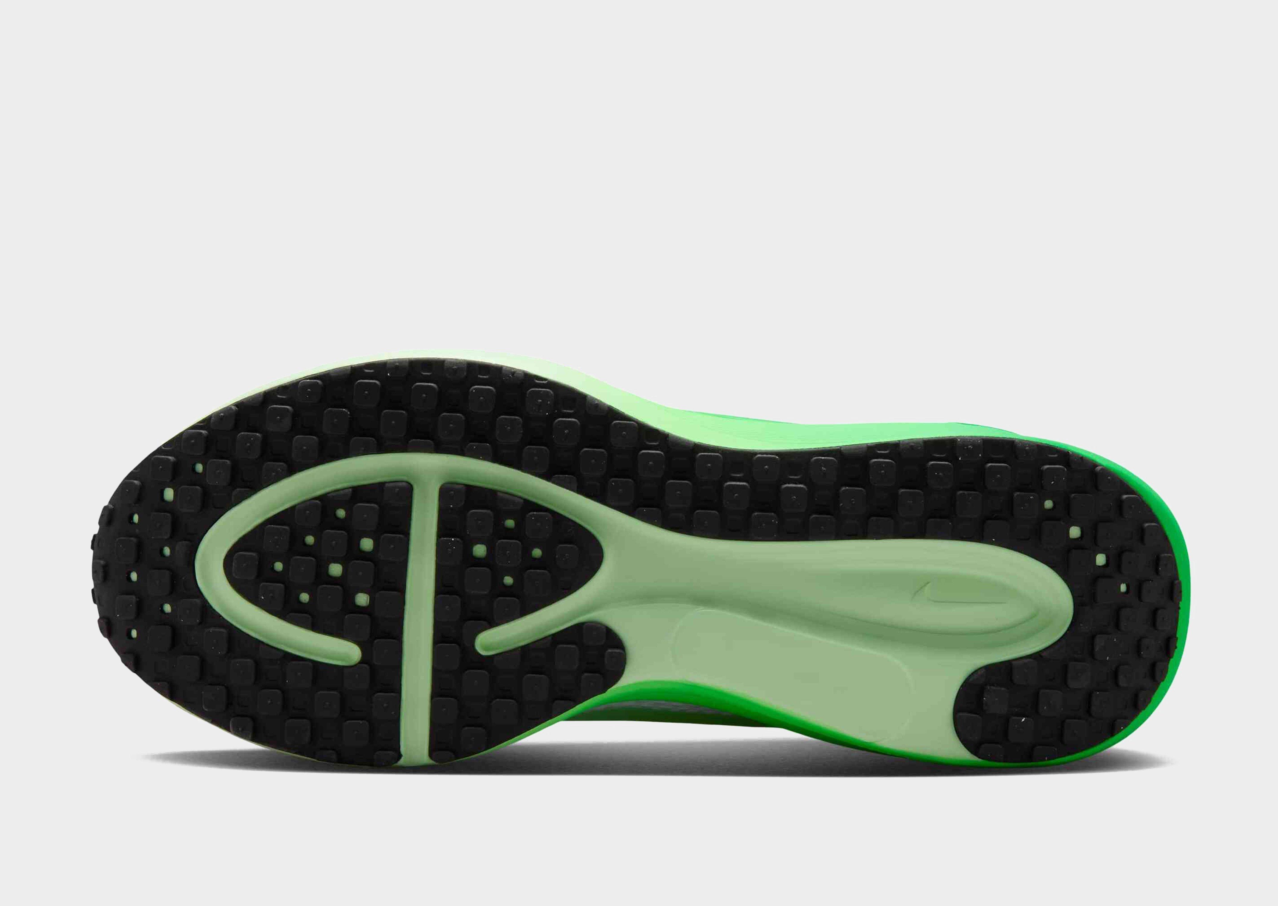 Nike Revolution 8 Women's