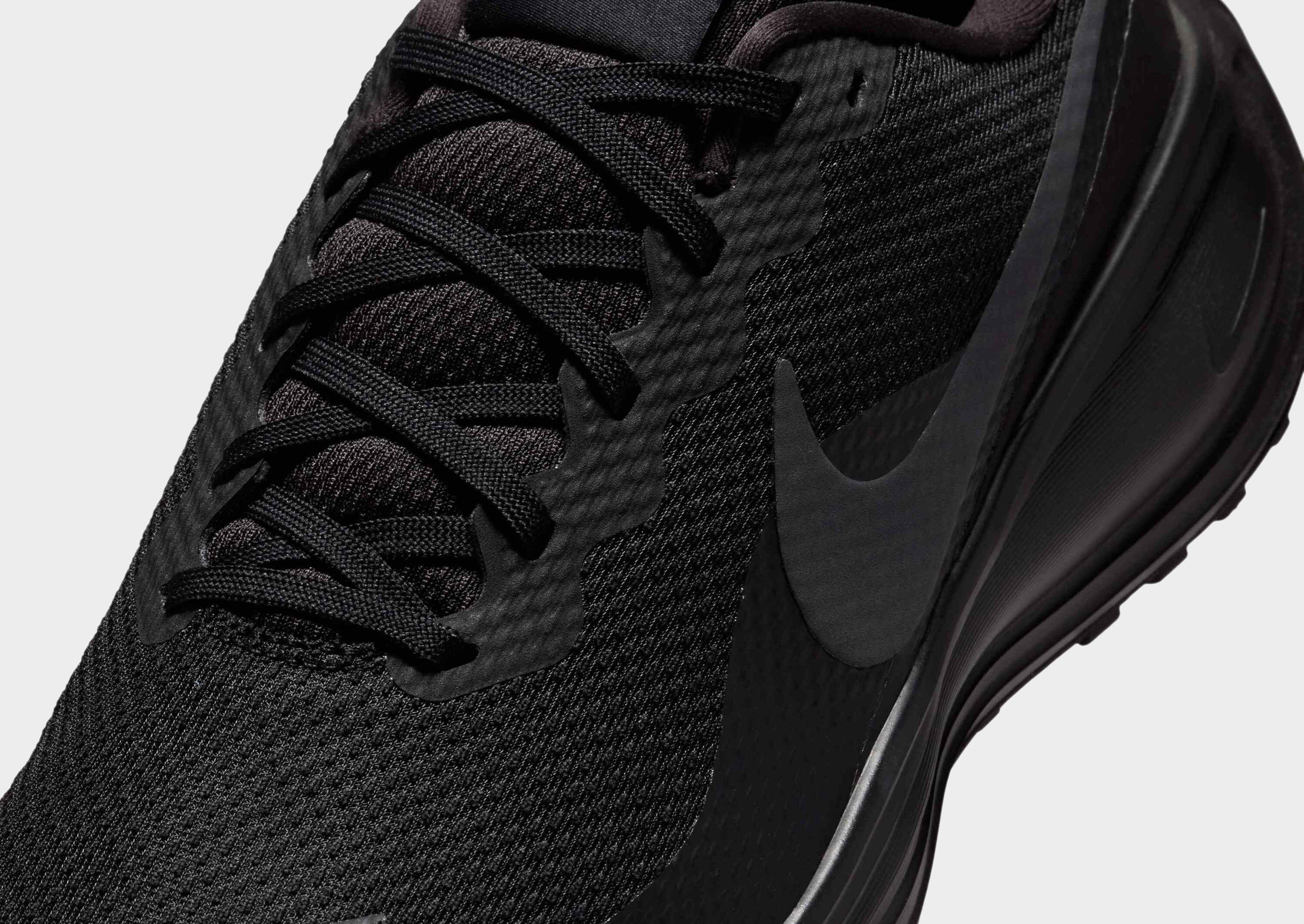 Nike Run Defy