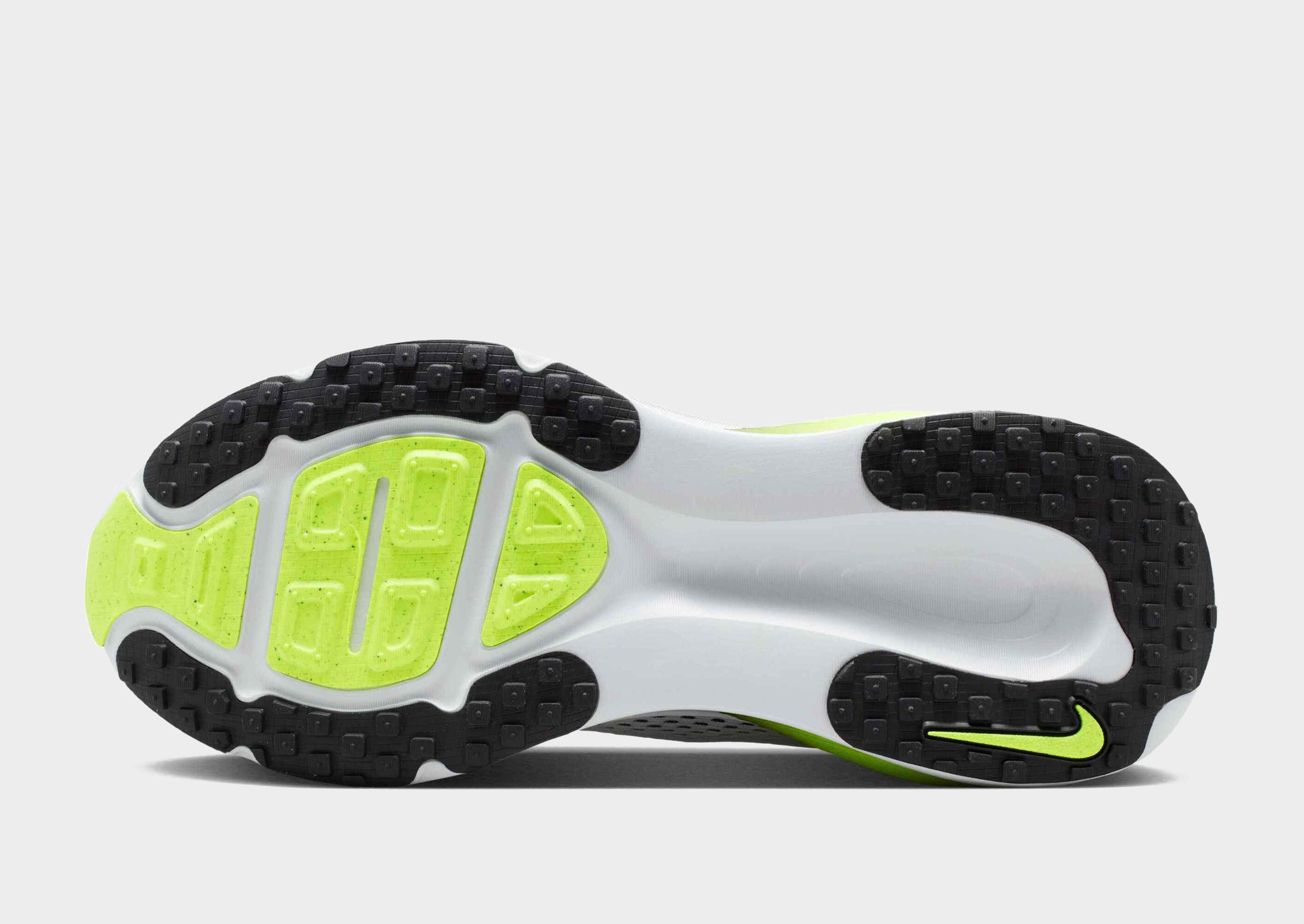 Nike Vomero 18