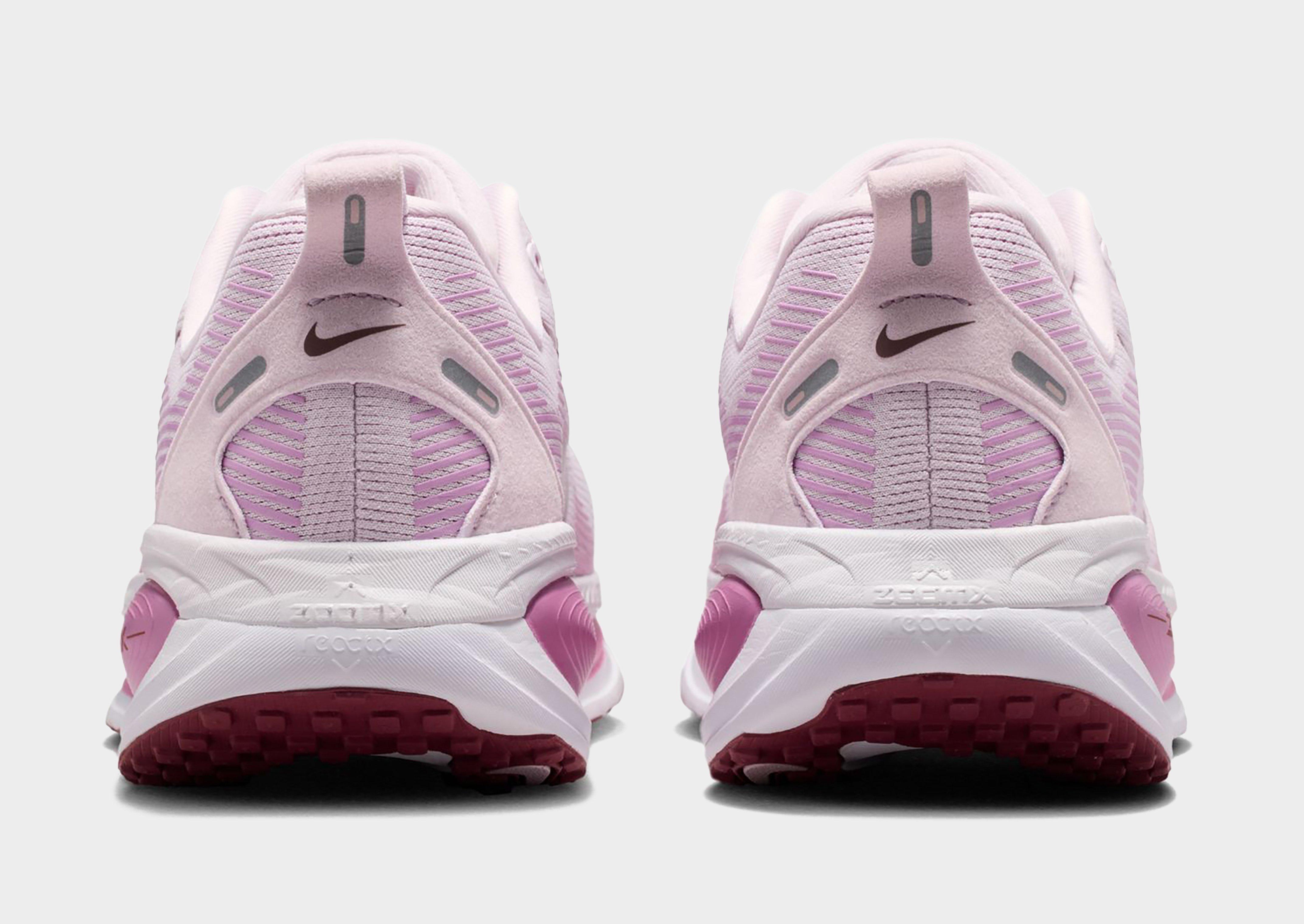 Nike Hardloopschoenen voor dames (straat) Vomero 18