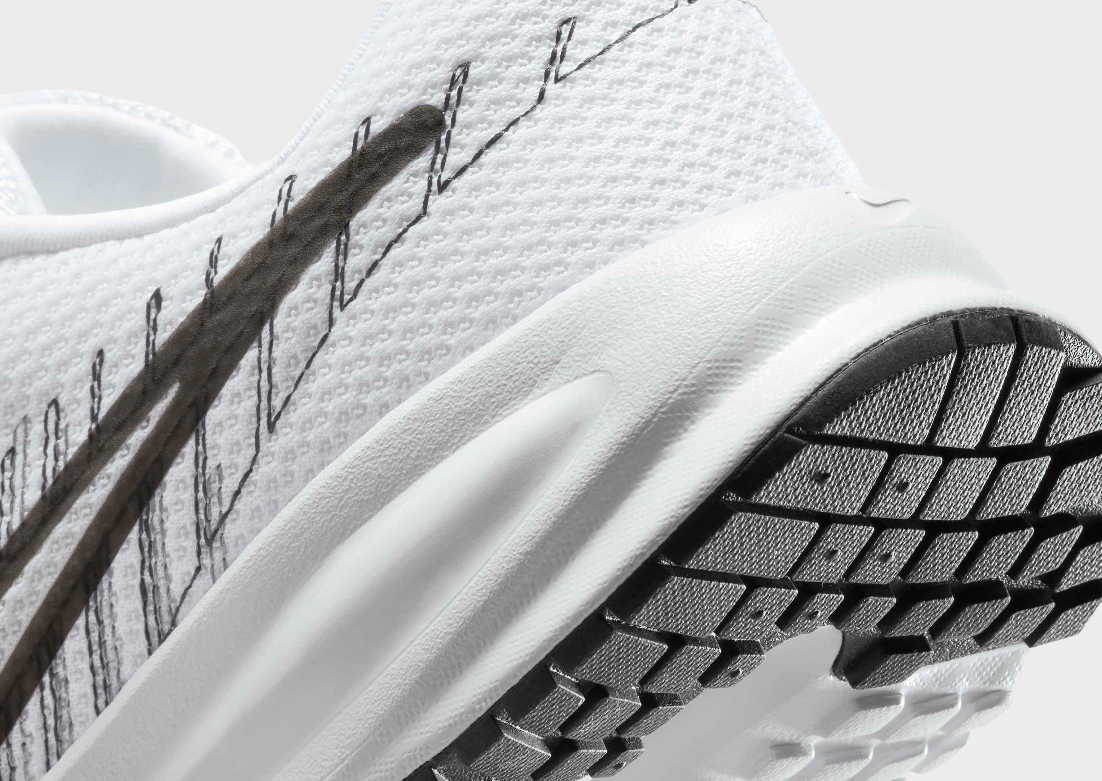 Nike WOMEN'S ROAD RUNNING