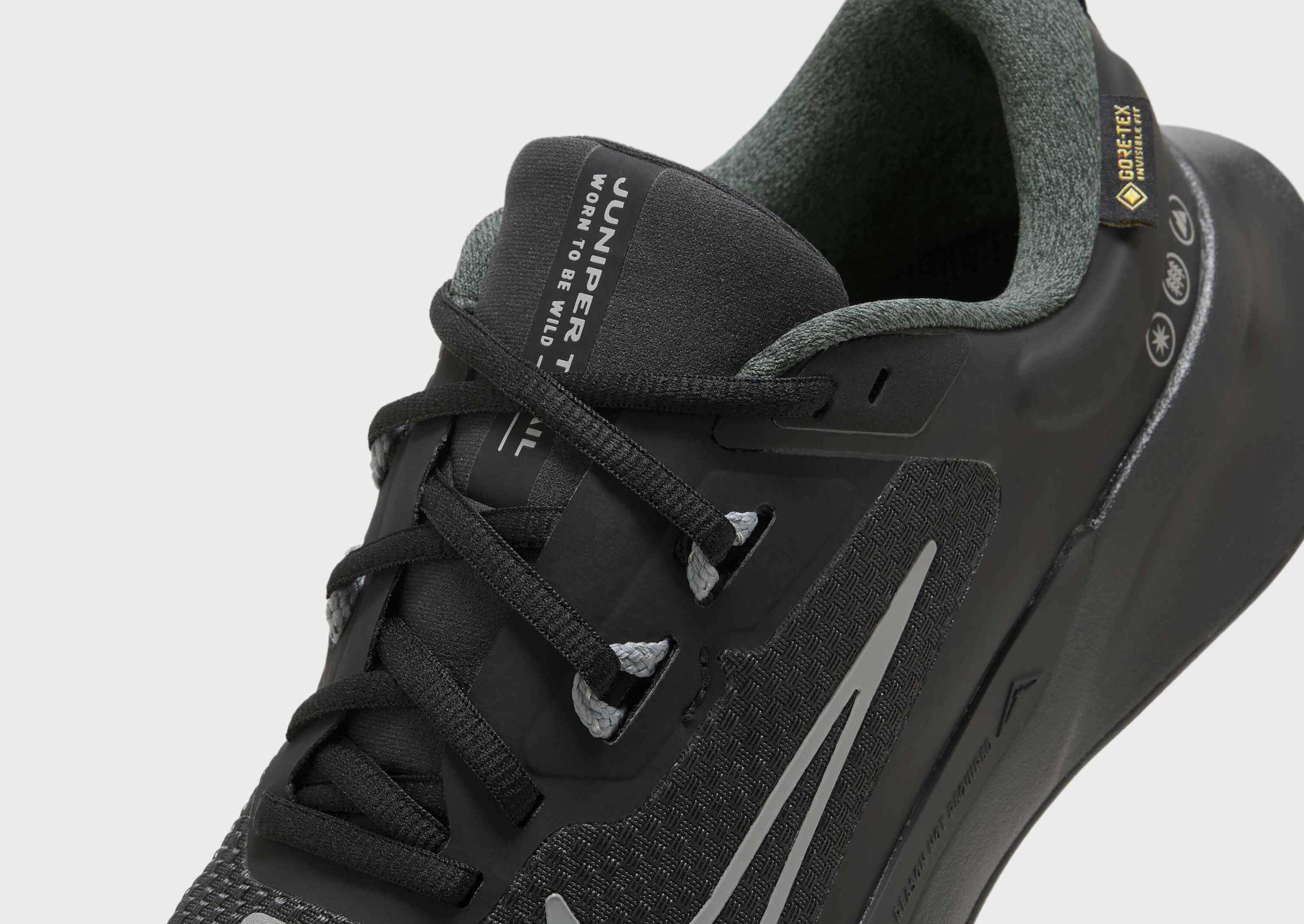 Nike WOMEN'S WATERPROOF
