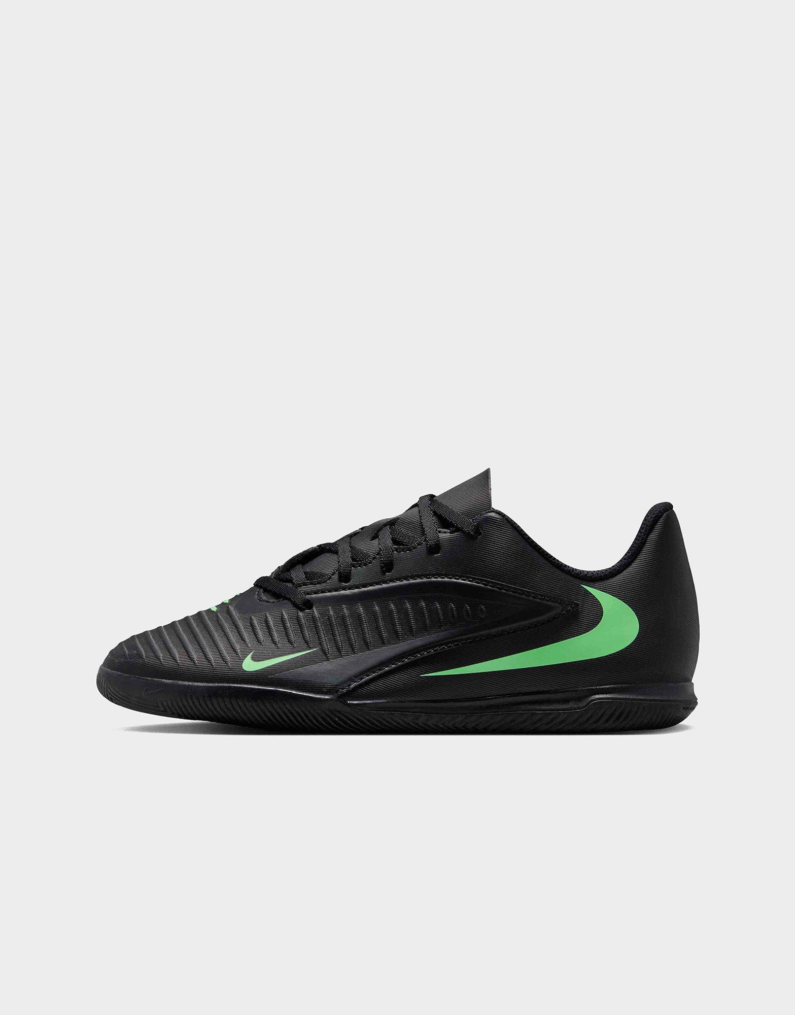 Nike OLDER KIDS' INDOOR