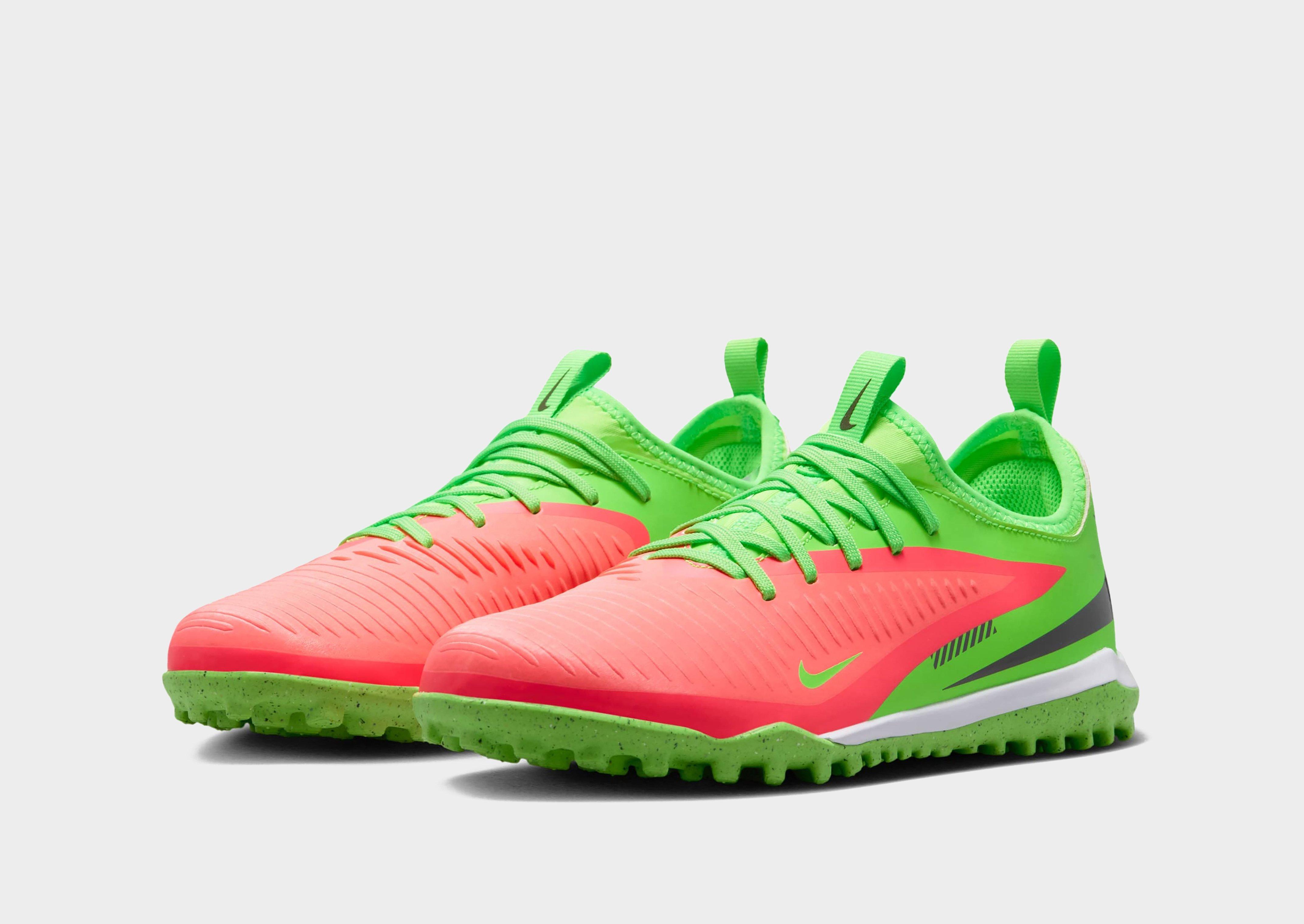 Nike OLDER KIDS' TURF