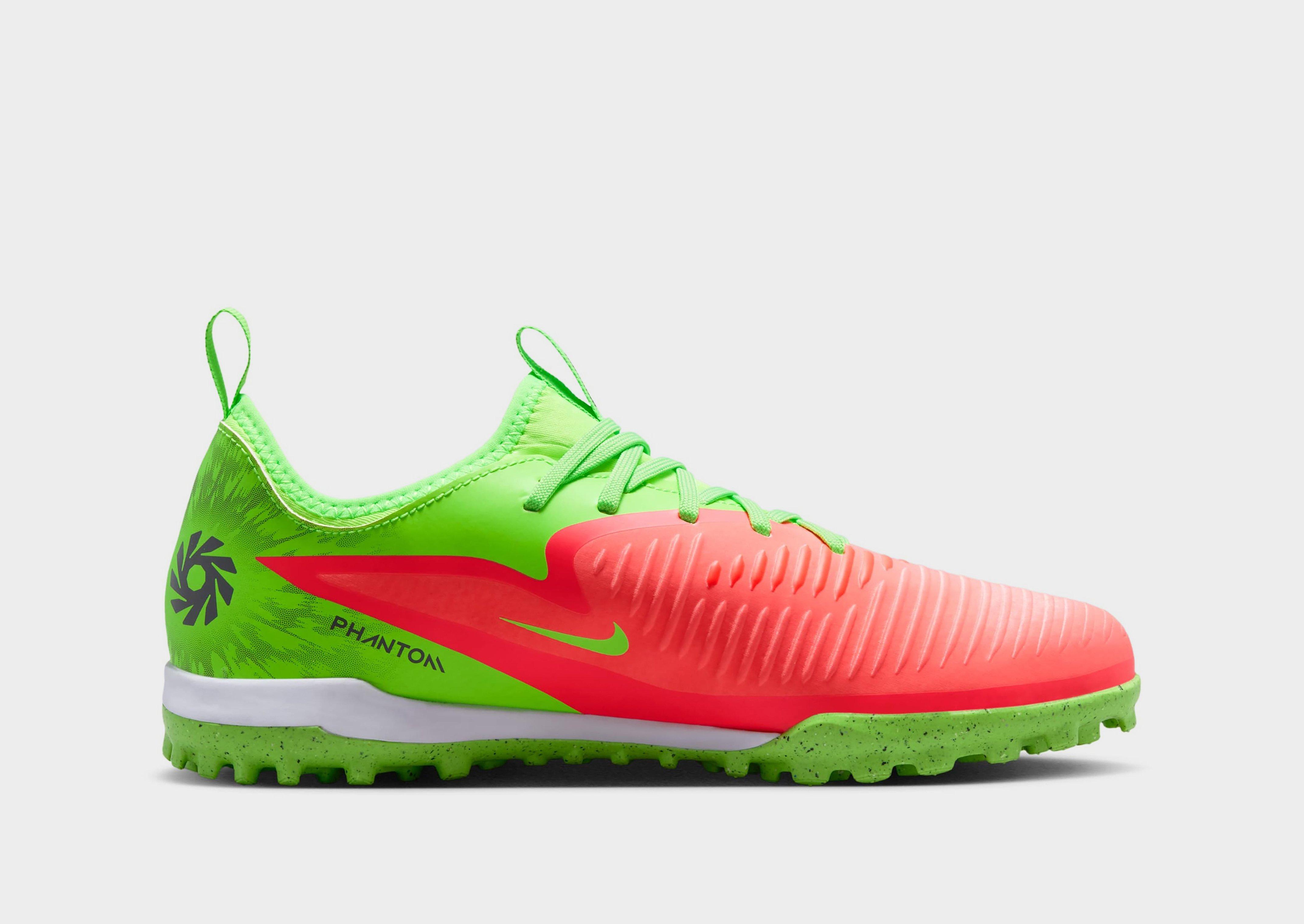 Nike OLDER KIDS' TURF
