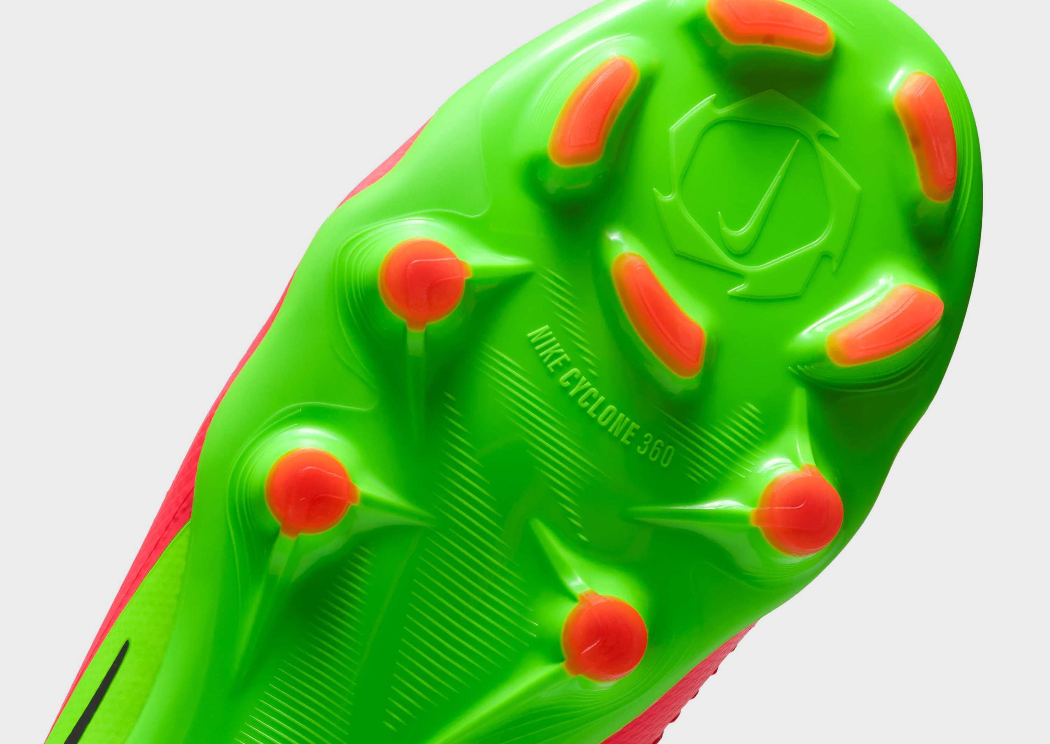 Nike OLDER KIDS'