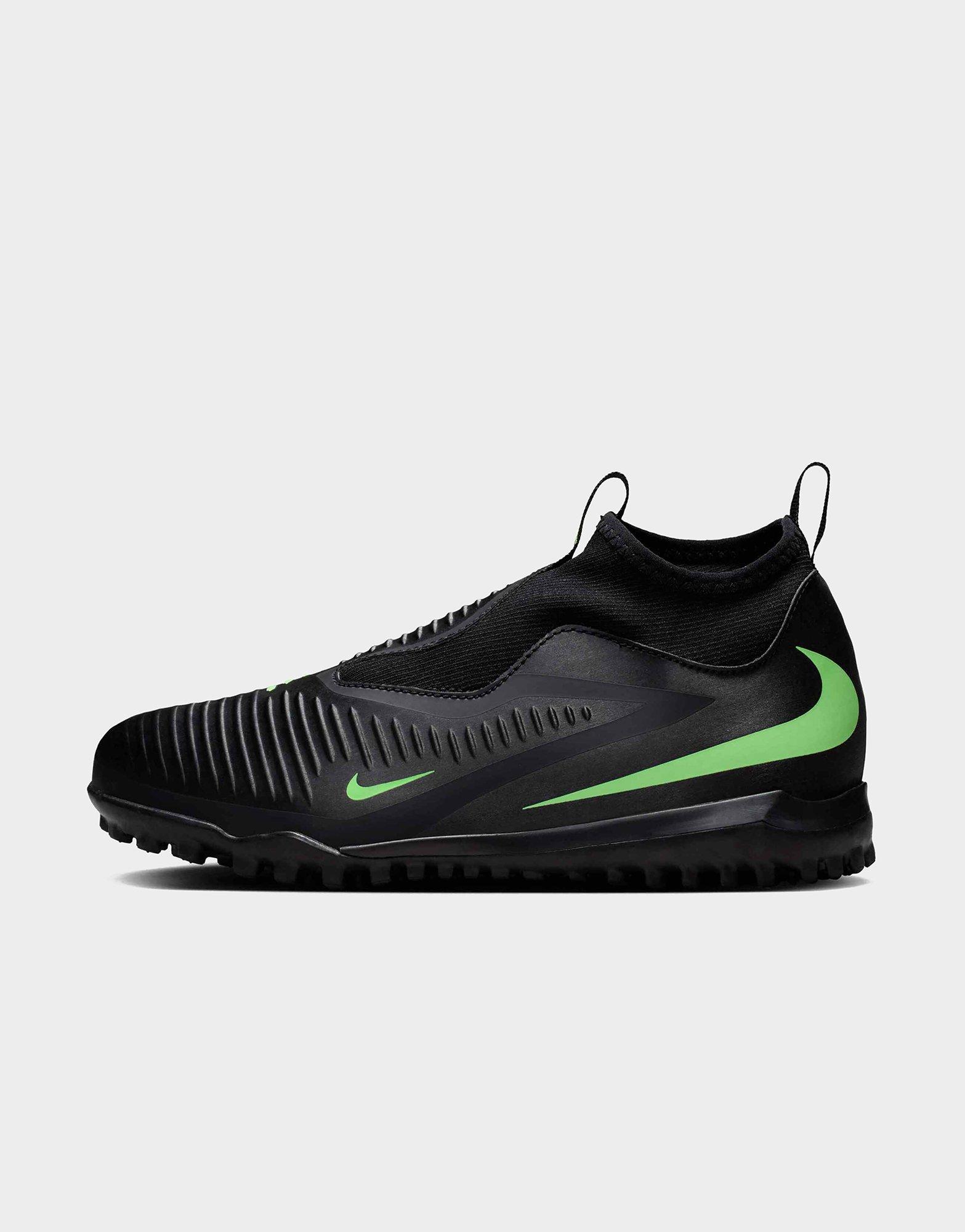 Nike OLDER KIDS' TURF