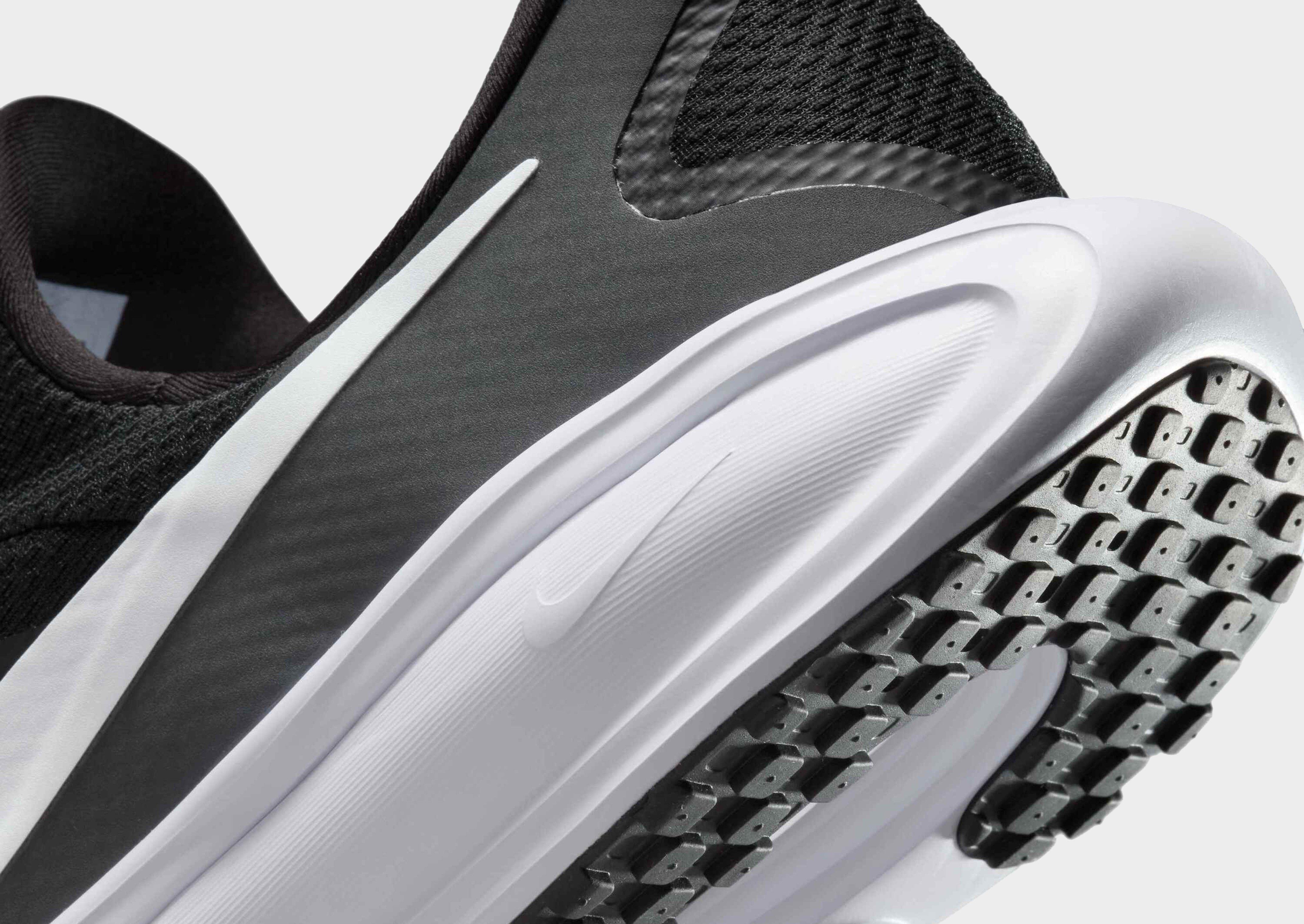 Nike Hardloopschoenen voor heren (straat) Revolution 8 EasyOn
