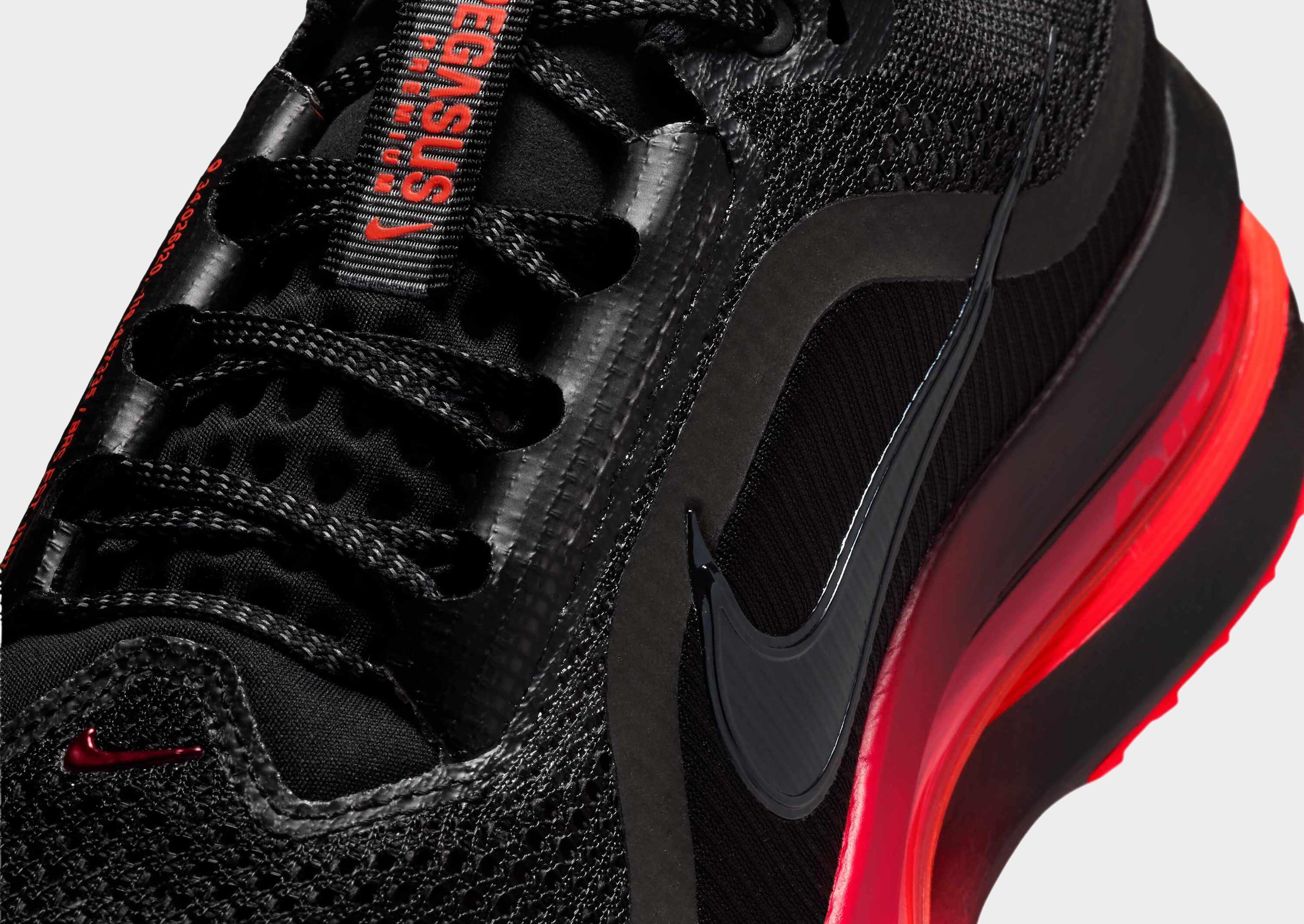Nike Run Defy