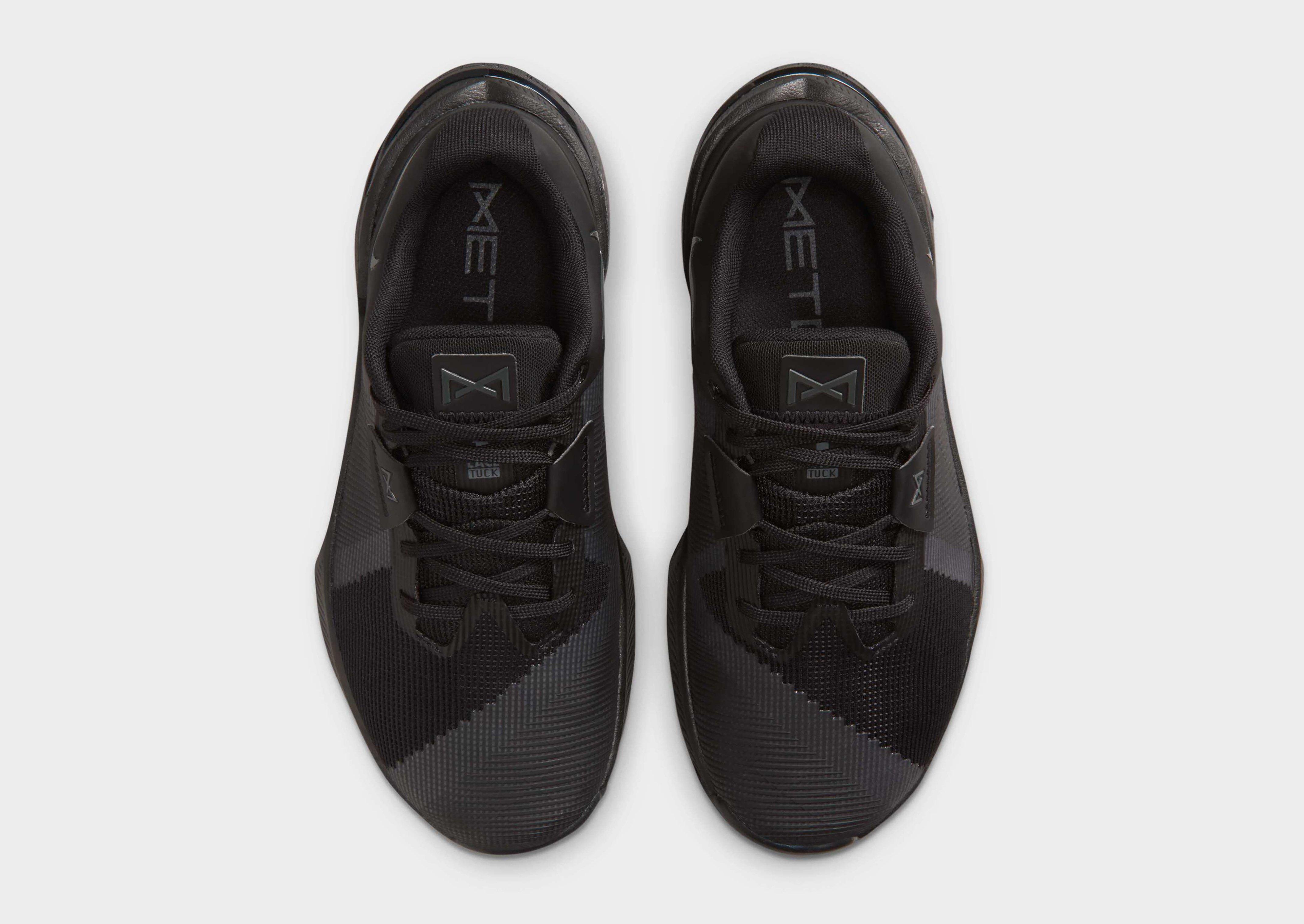 Nike WOMEN'S WORKOUT SHOES