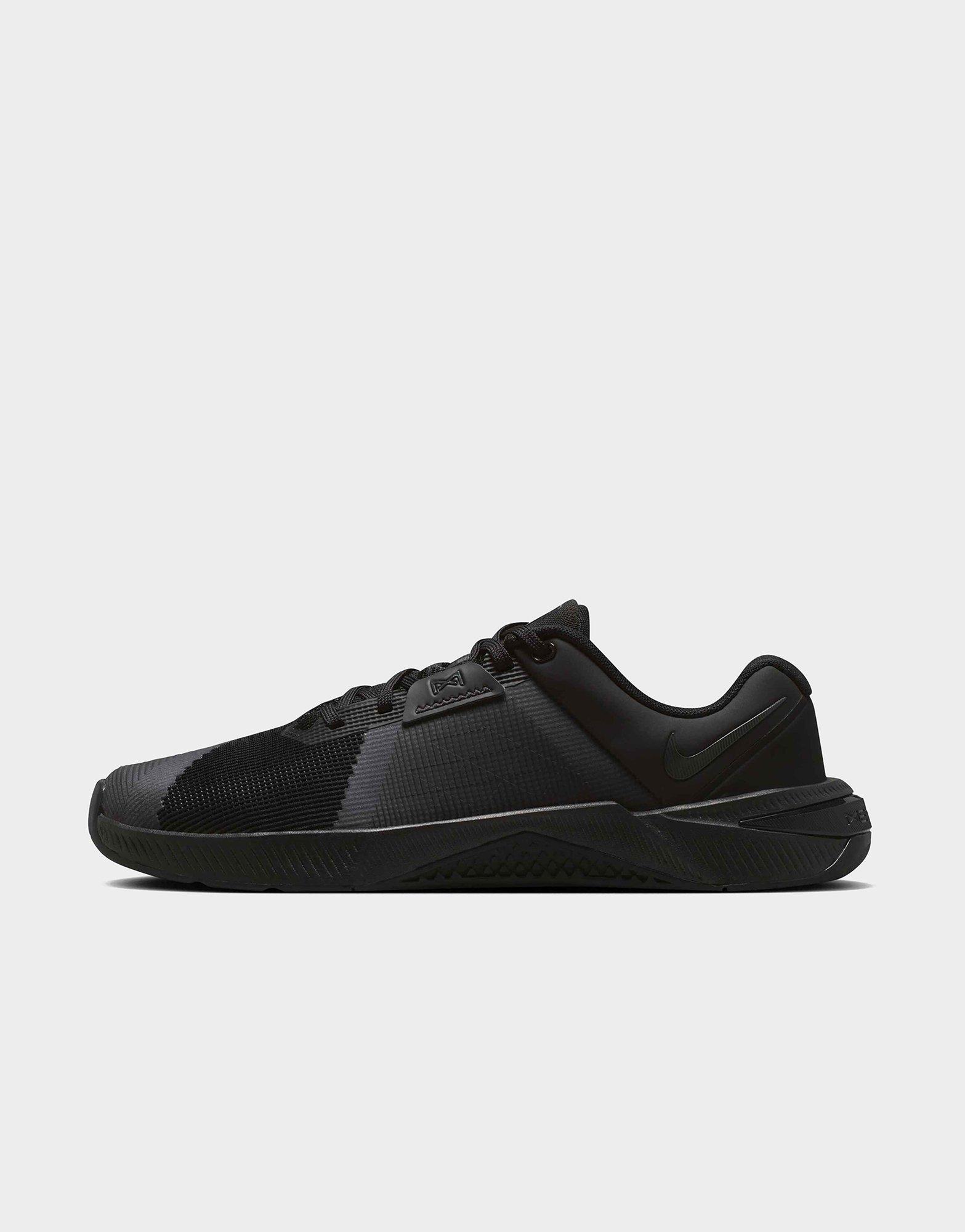 Nike WOMEN'S WORKOUT SHOES