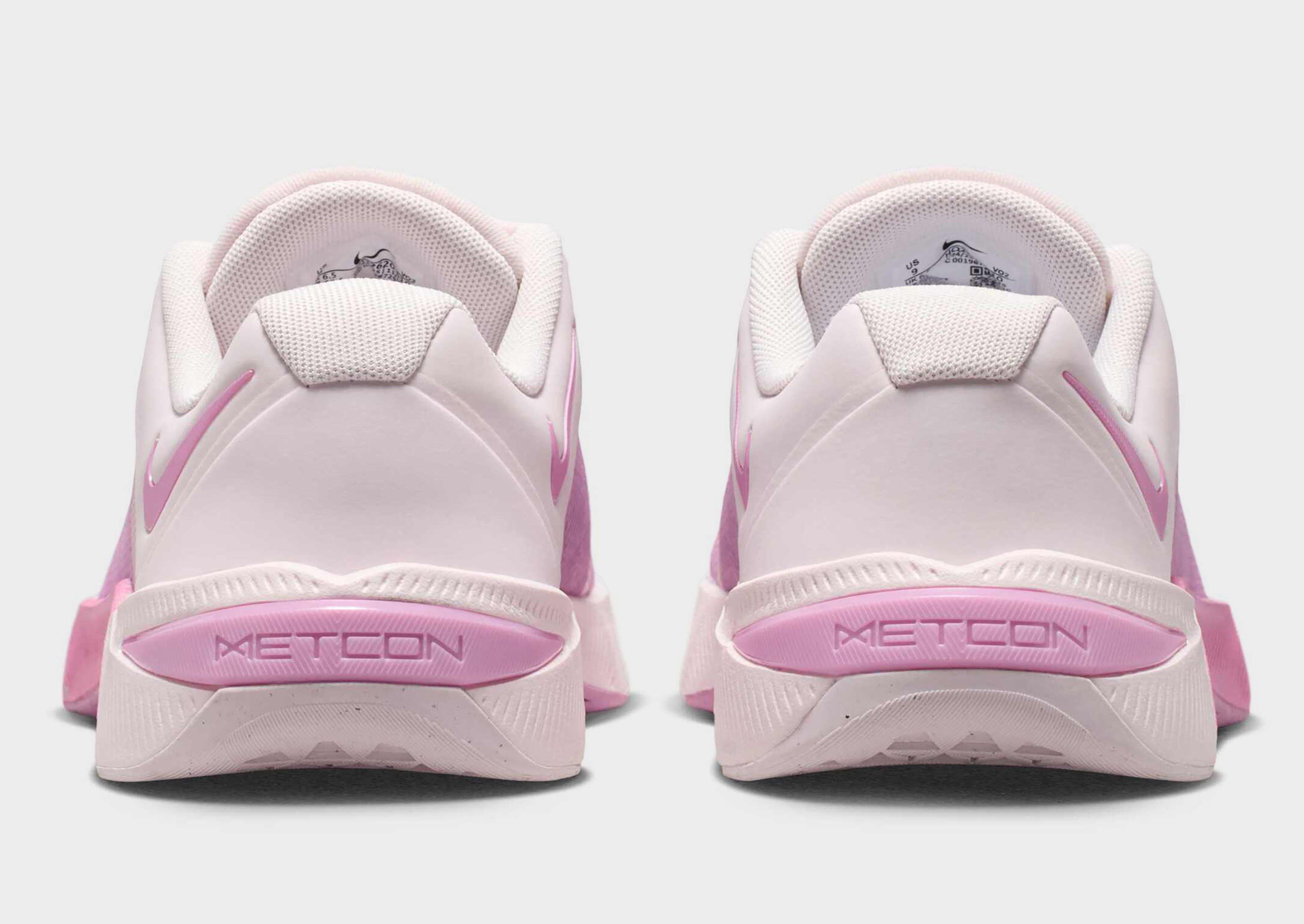 Nike WOMEN'S WORKOUT SHOES